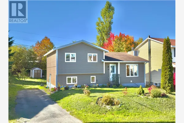 22 JACQUELINE Avenue