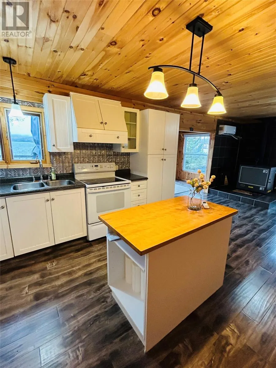 Lot 47128 Southern Lake Road