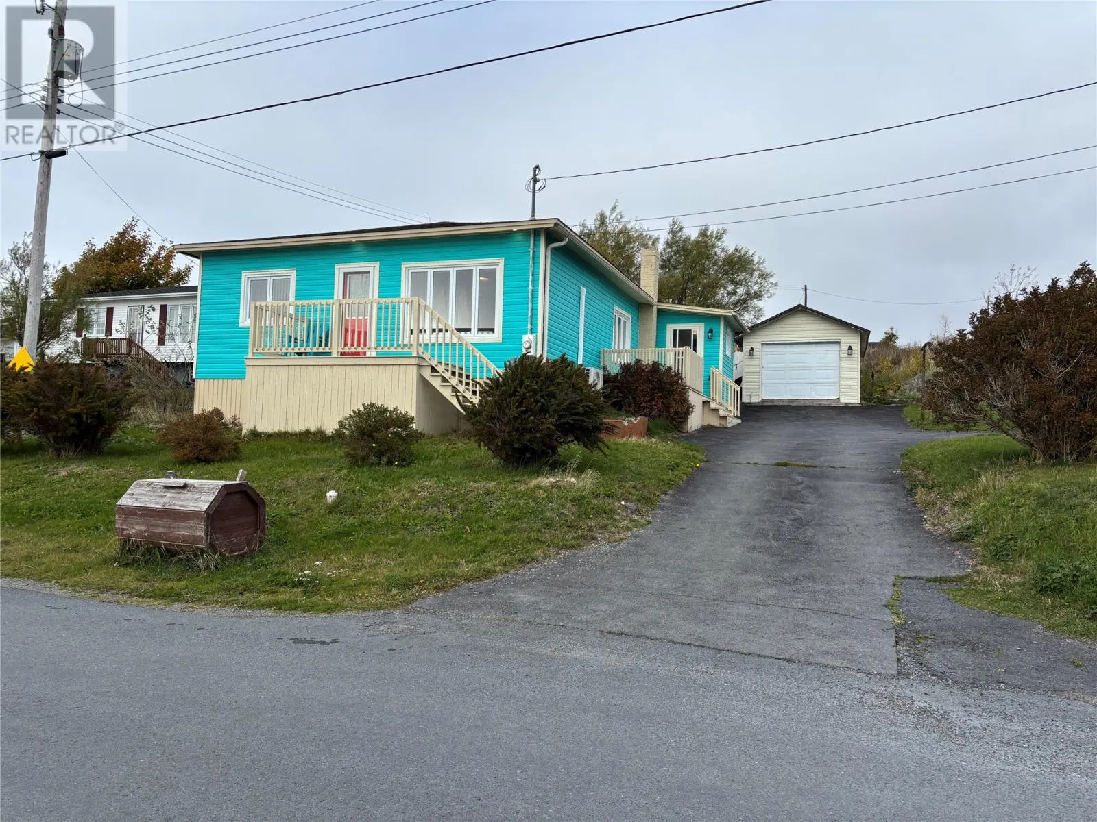 57 North Point Road