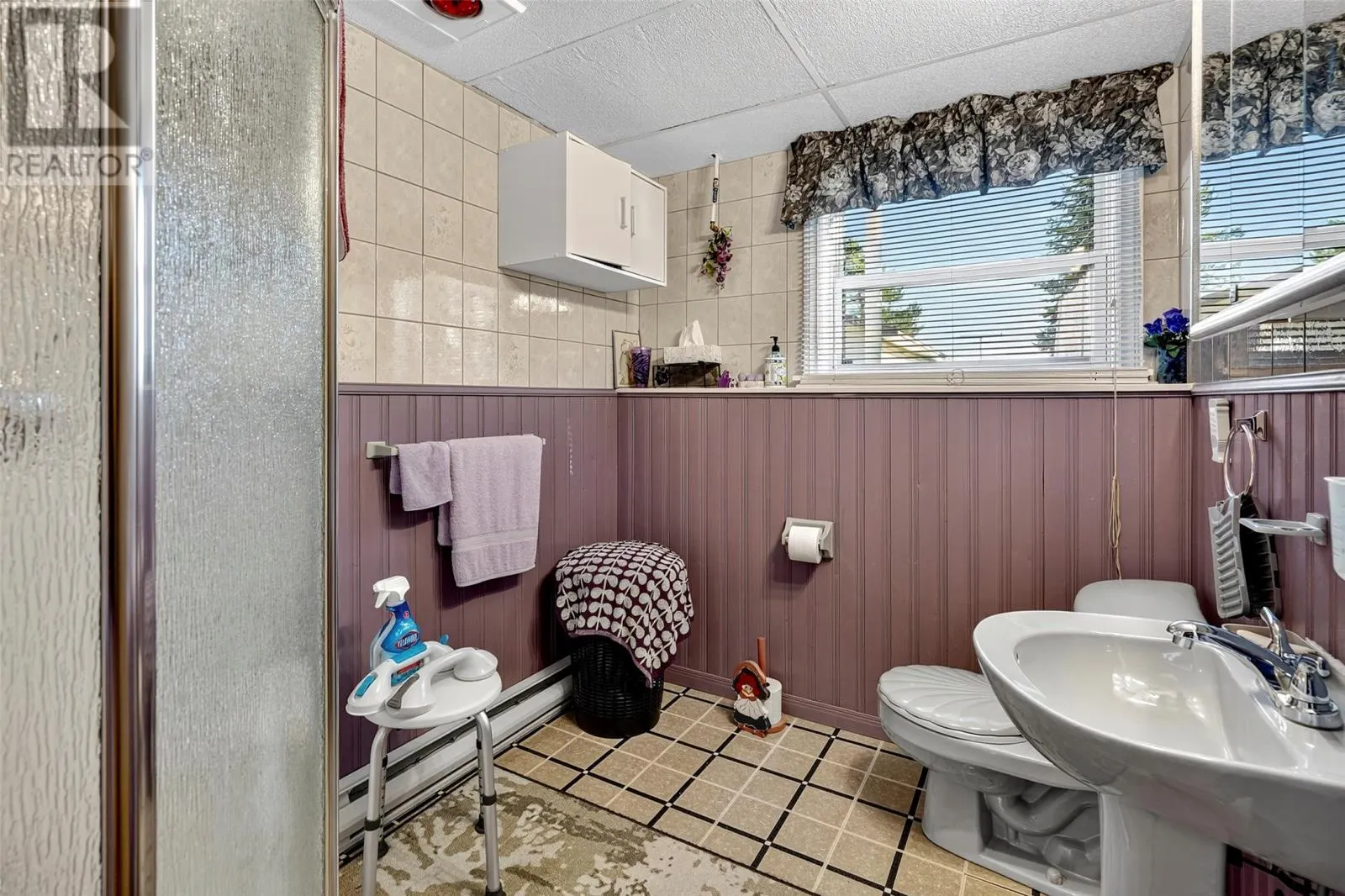 71 - 75 Country Road