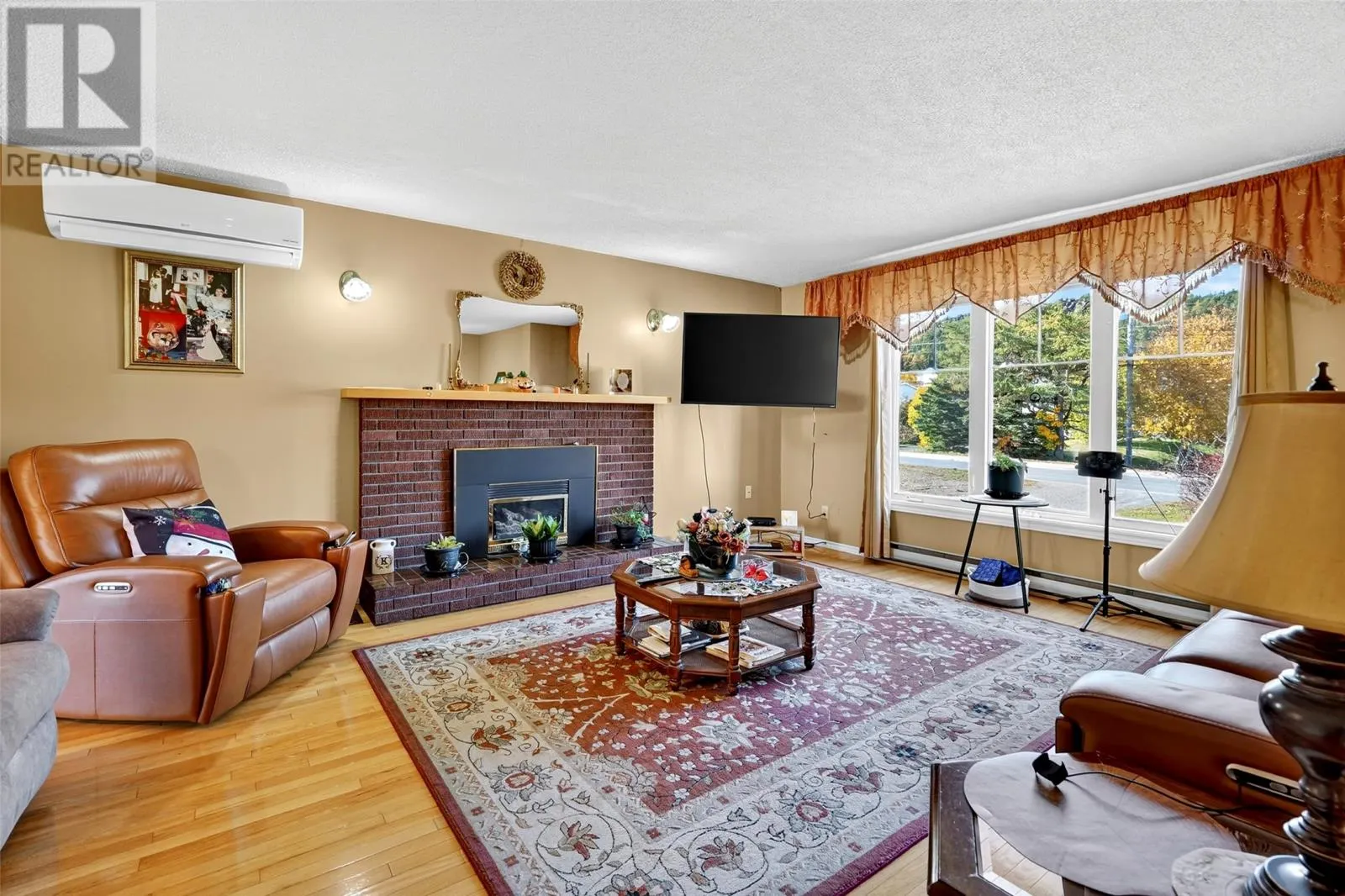 71 - 75 Country Road