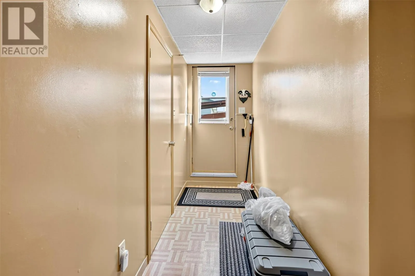 71 - 75 Country Road