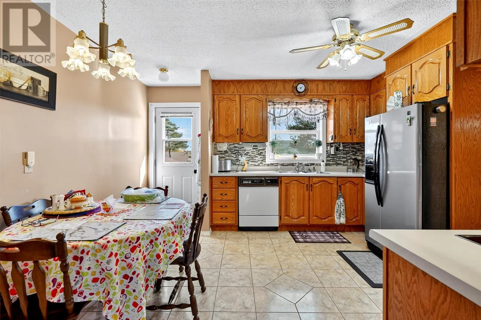 71 - 75 Country Road