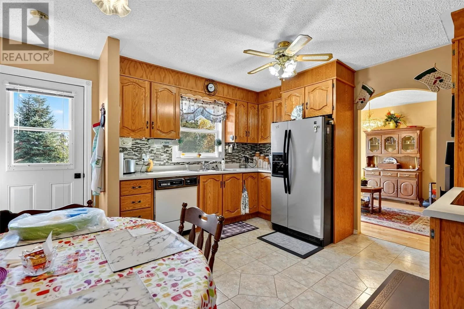 71 - 75 Country Road