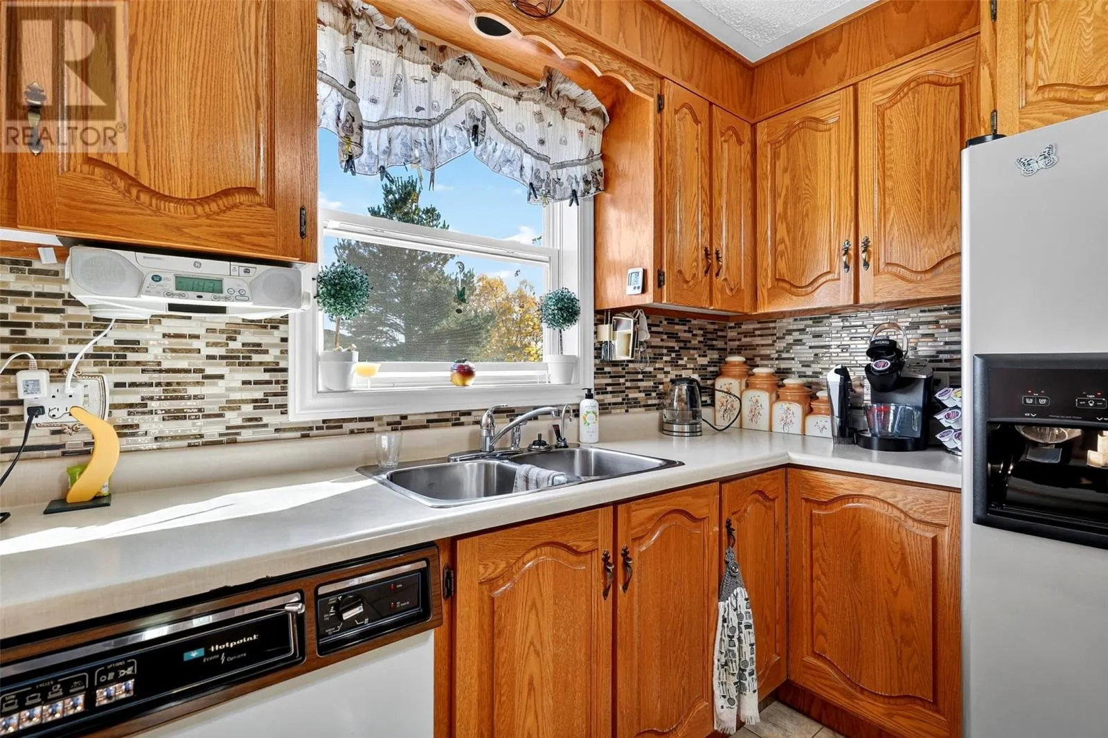 71 - 75 Country Road