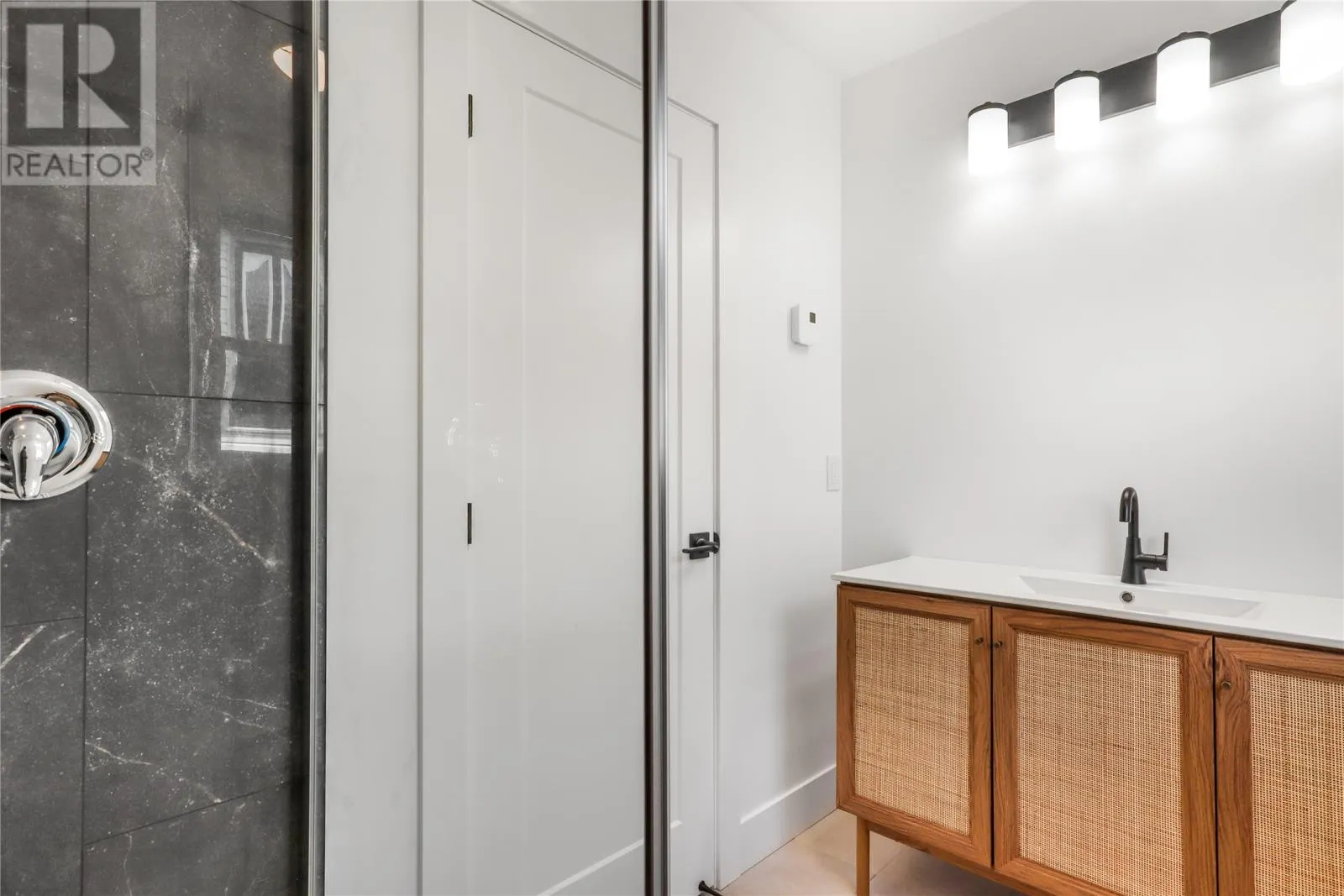 13 Mountainview Drive