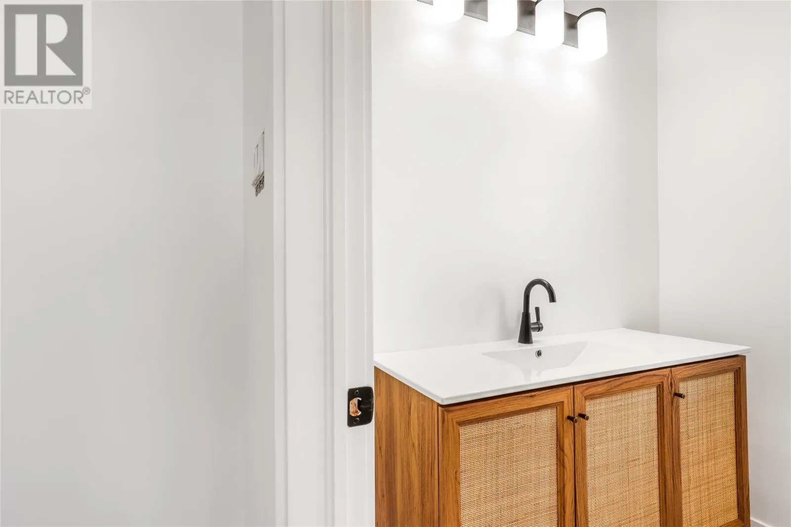 13 Mountainview Drive