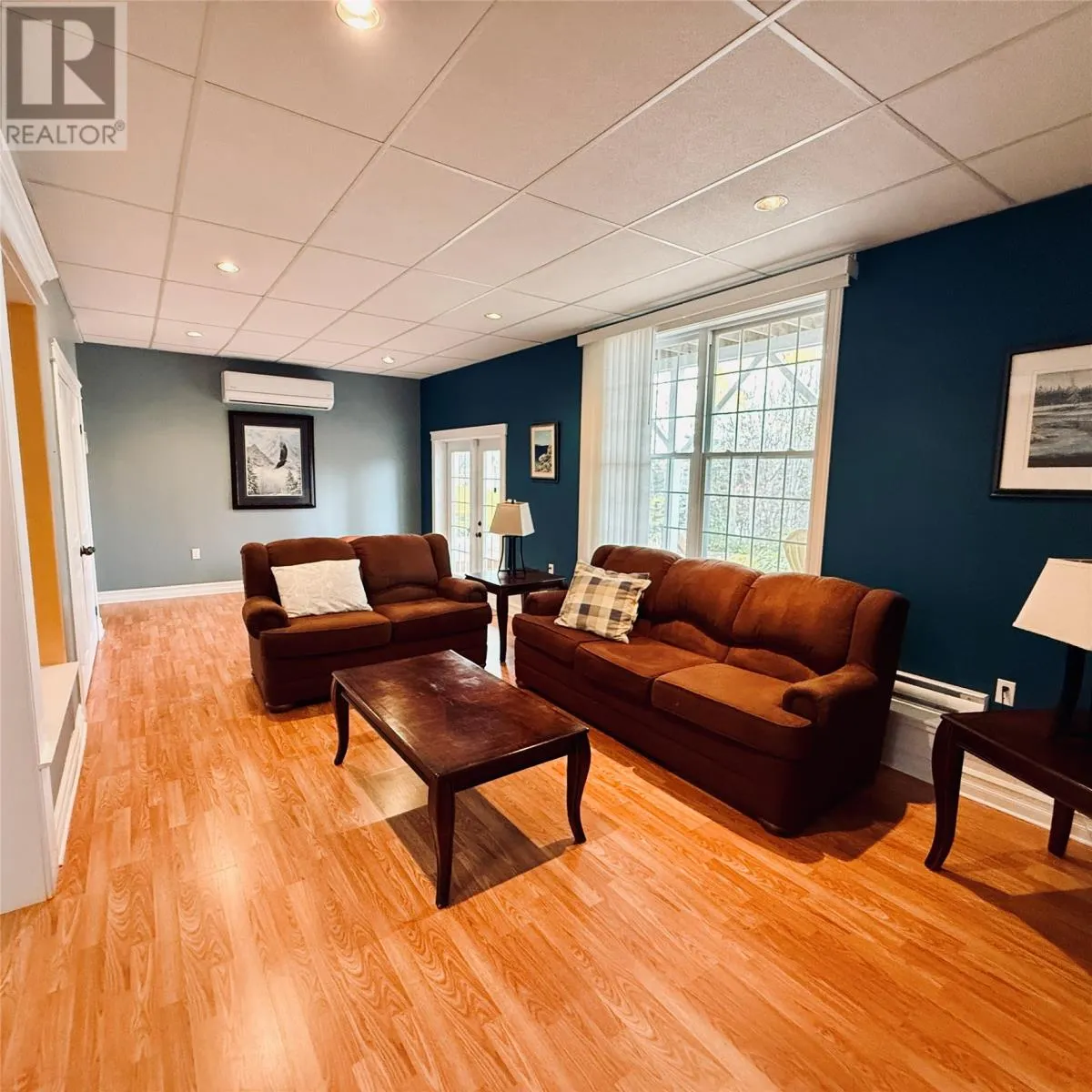 16A Lakeview Crescent