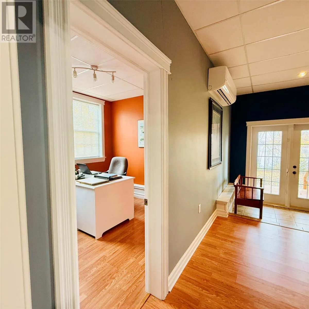 16A Lakeview Crescent