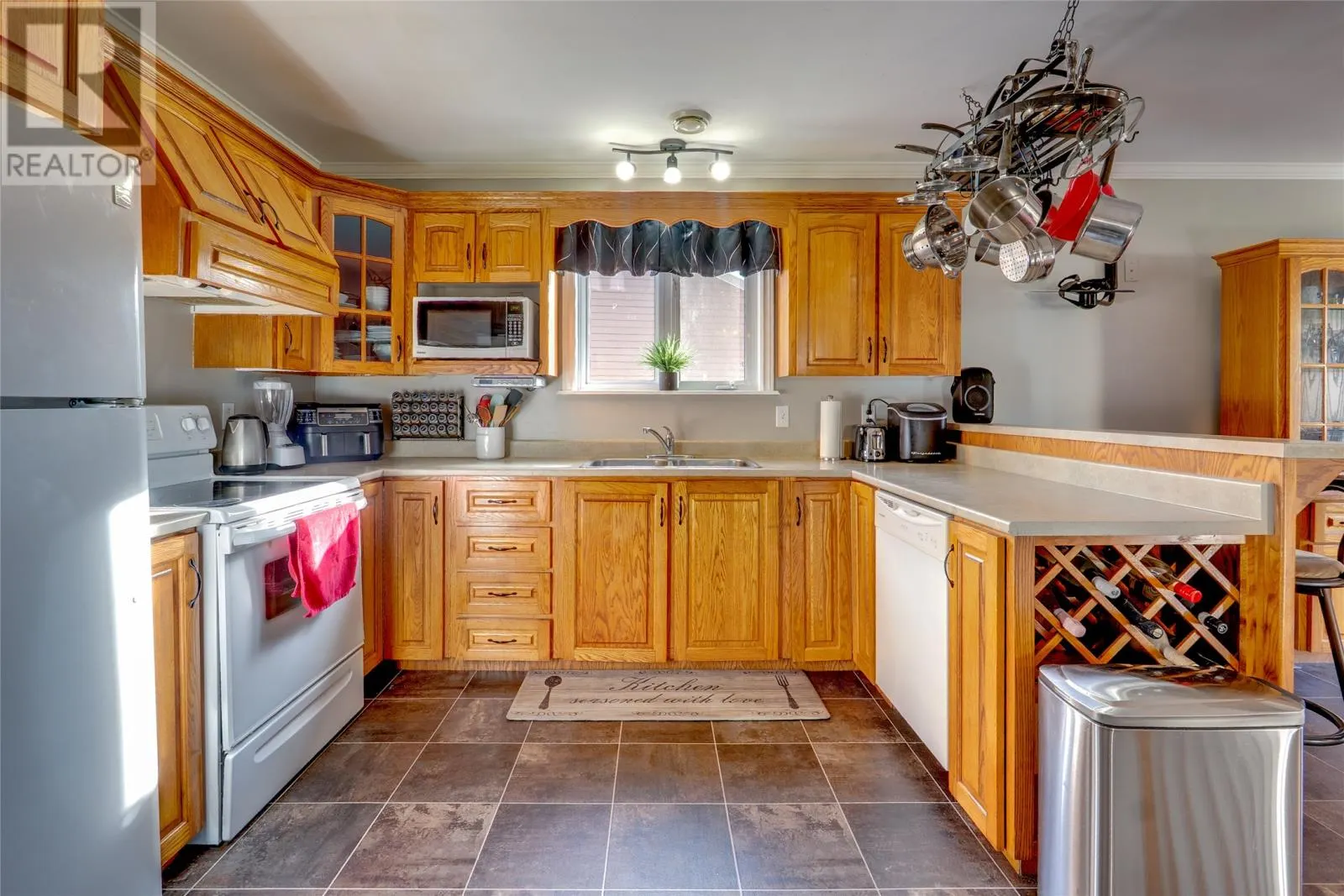 52 Discovery Crescent