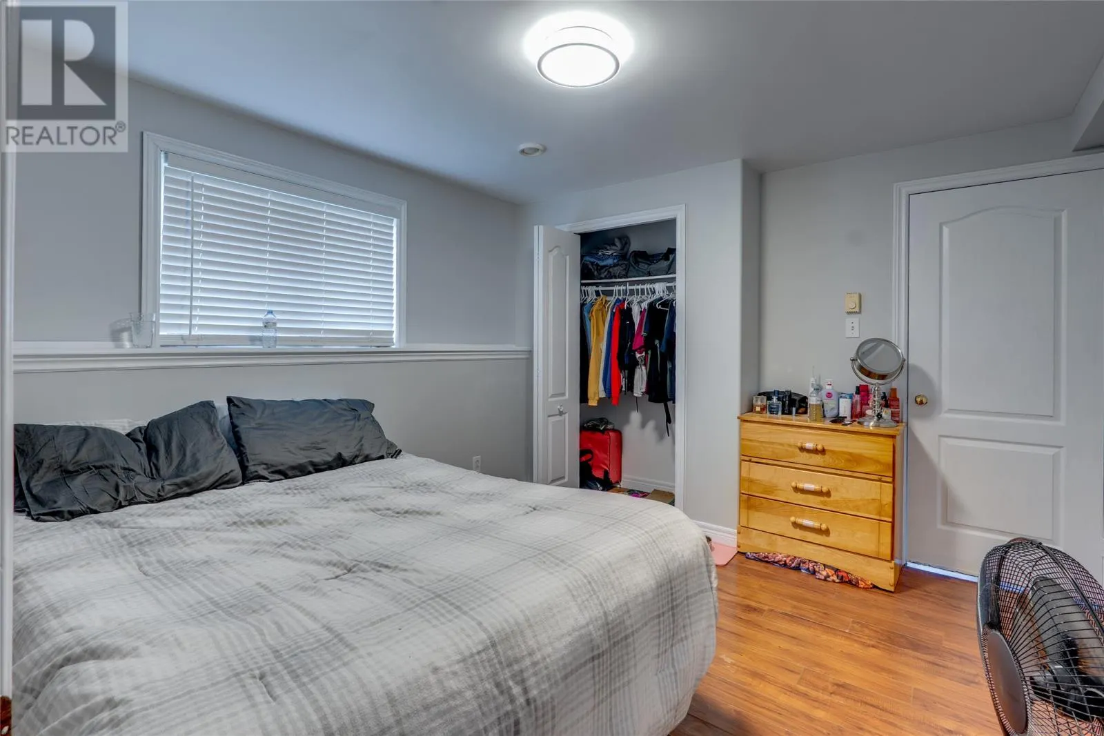 52 Discovery Crescent