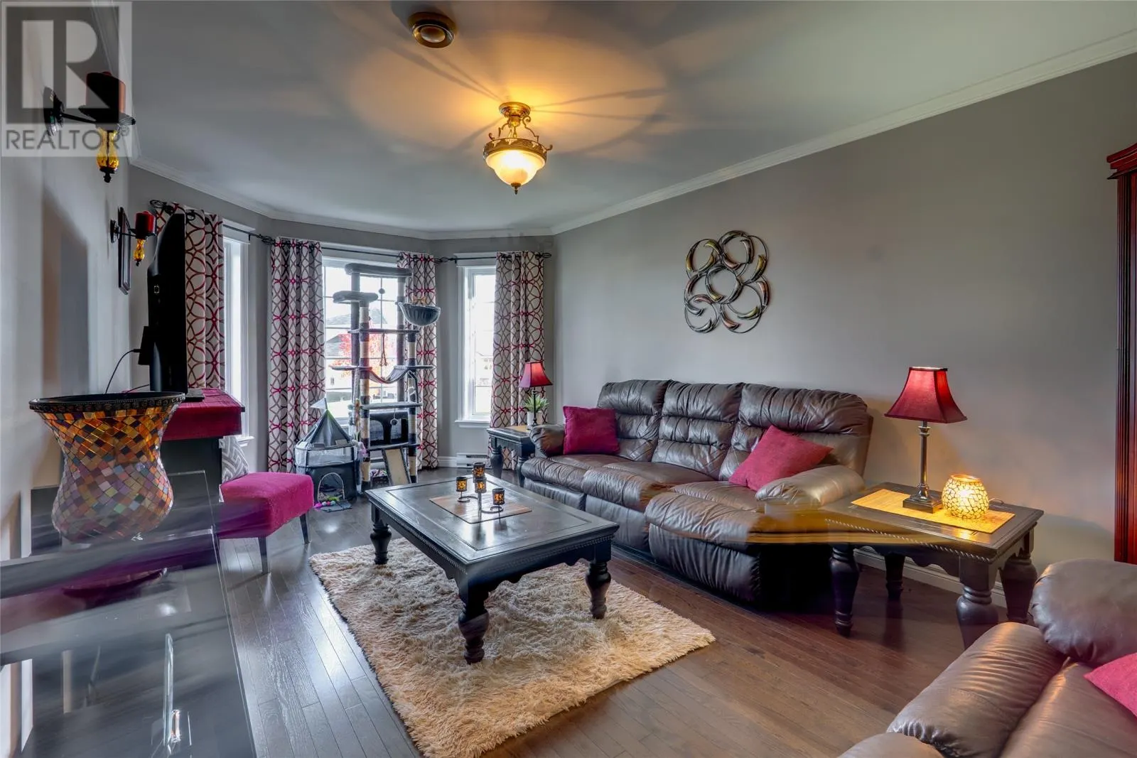 52 Discovery Crescent