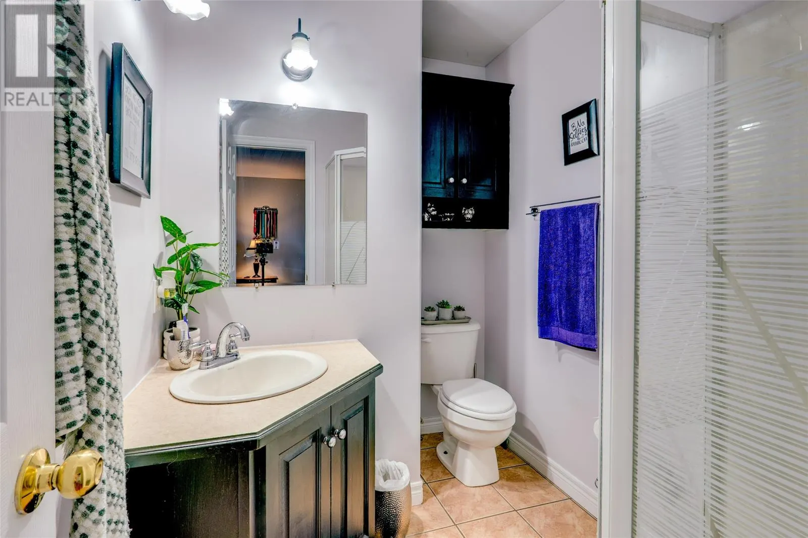 52 Discovery Crescent