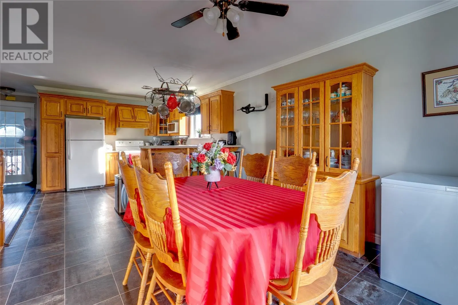 52 Discovery Crescent