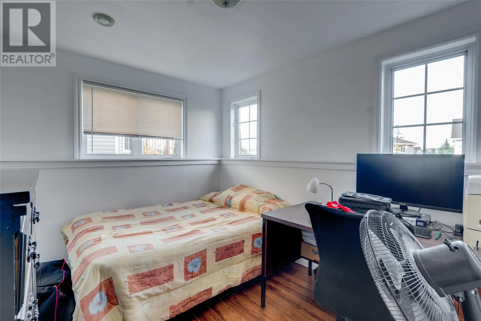 52 Discovery Crescent