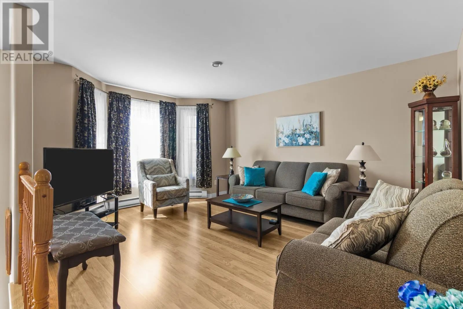 11 Long Beach Street