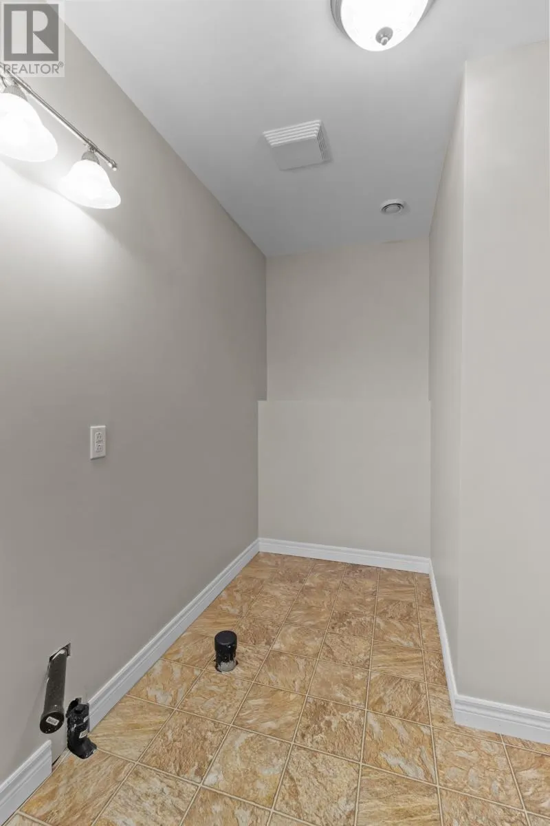 11 Long Beach Street