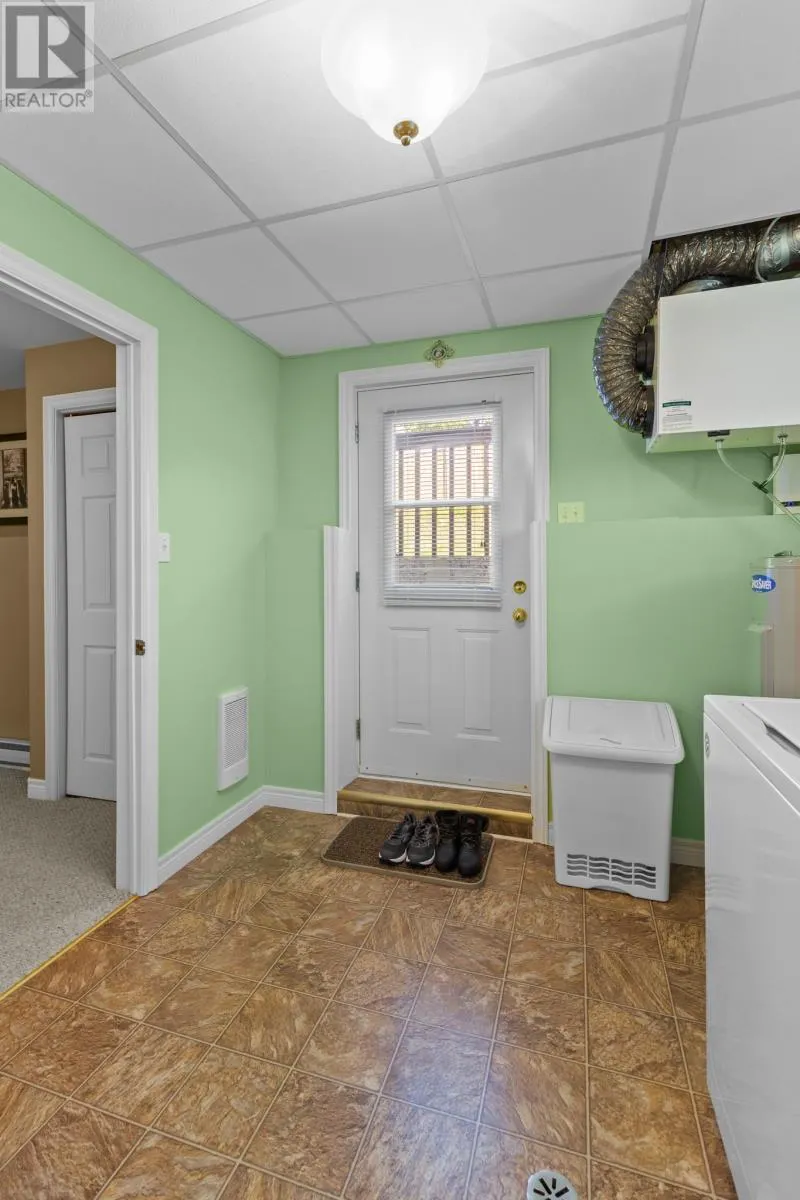 11 Long Beach Street