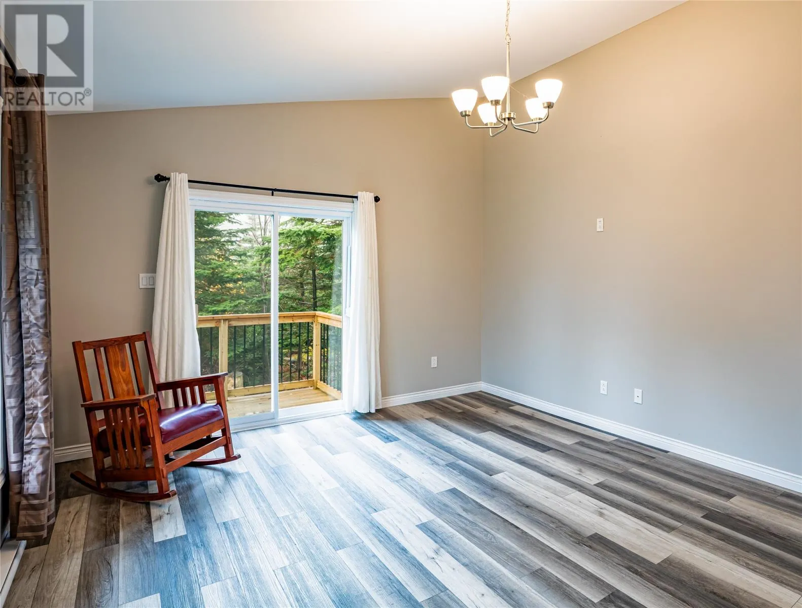 476 Dogberry Hill Road