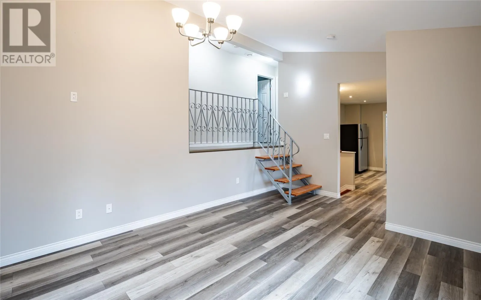 476 Dogberry Hill Road