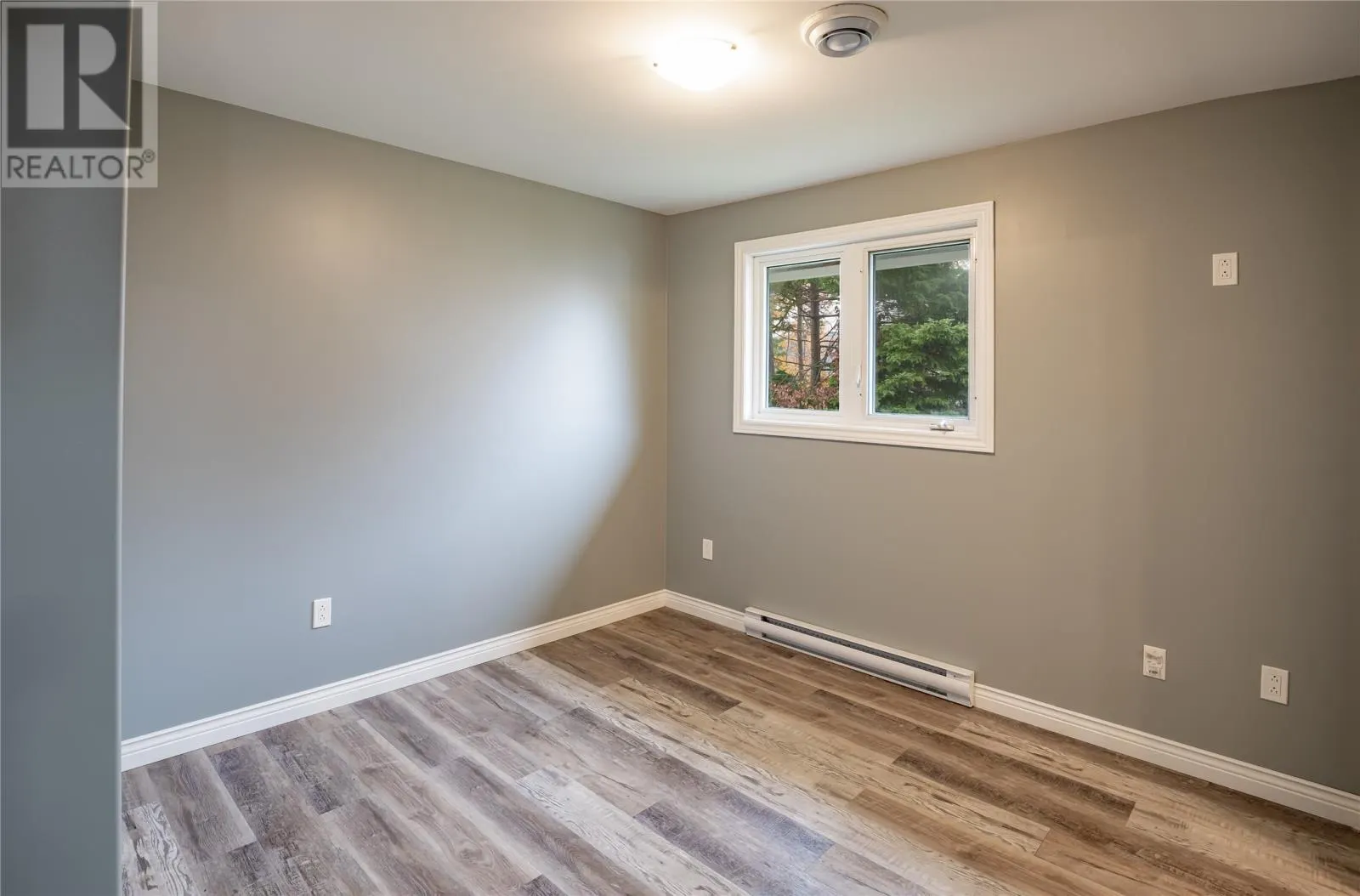 476 Dogberry Hill Road