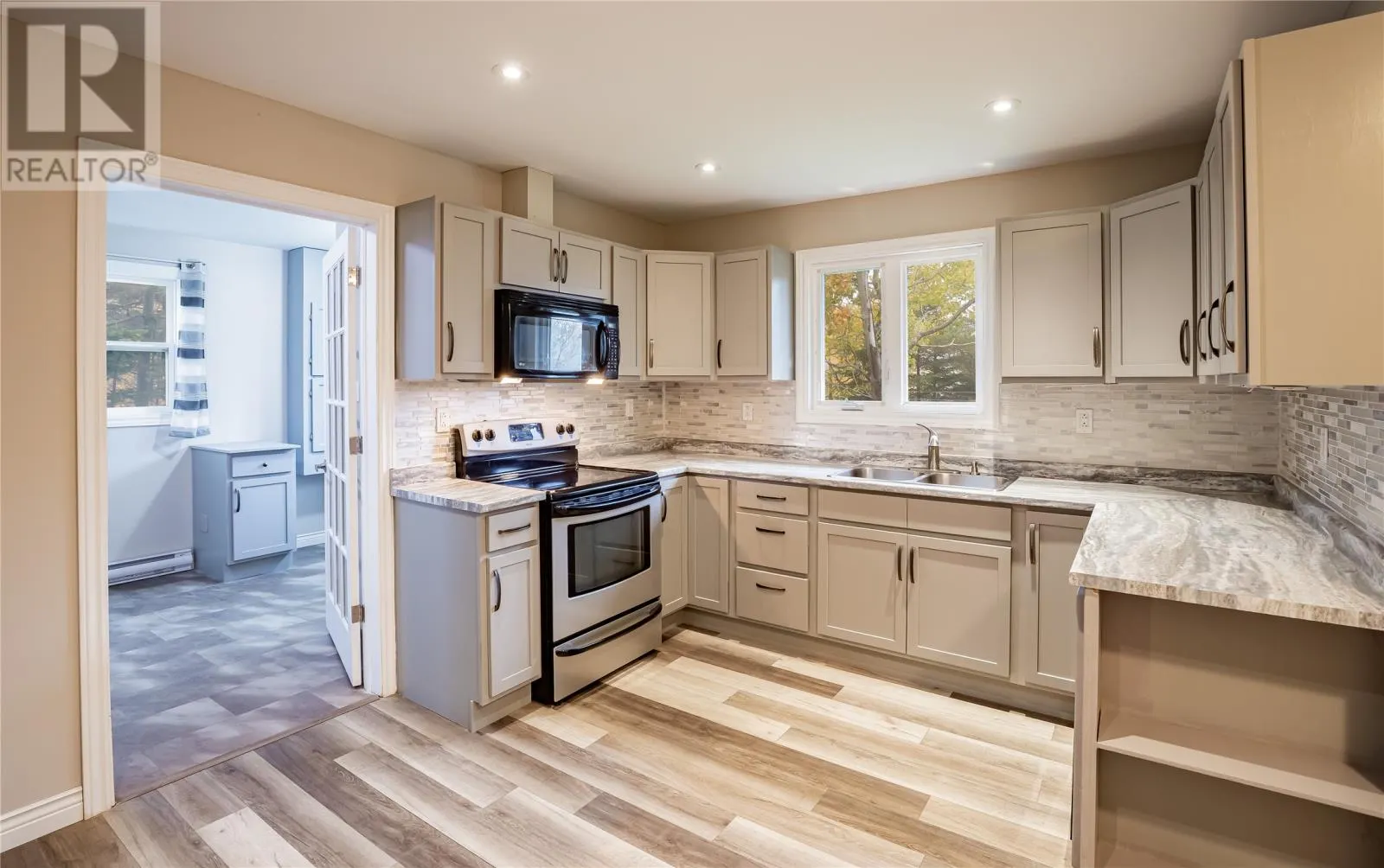 476 Dogberry Hill Road