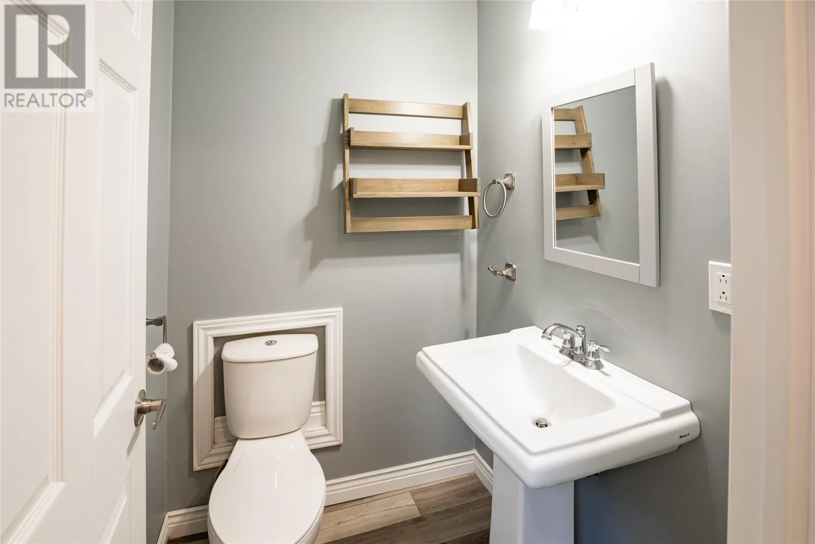 476 Dogberry Hill Road