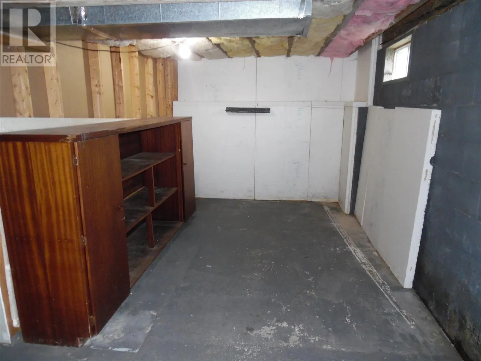 384 Random Island Road Road