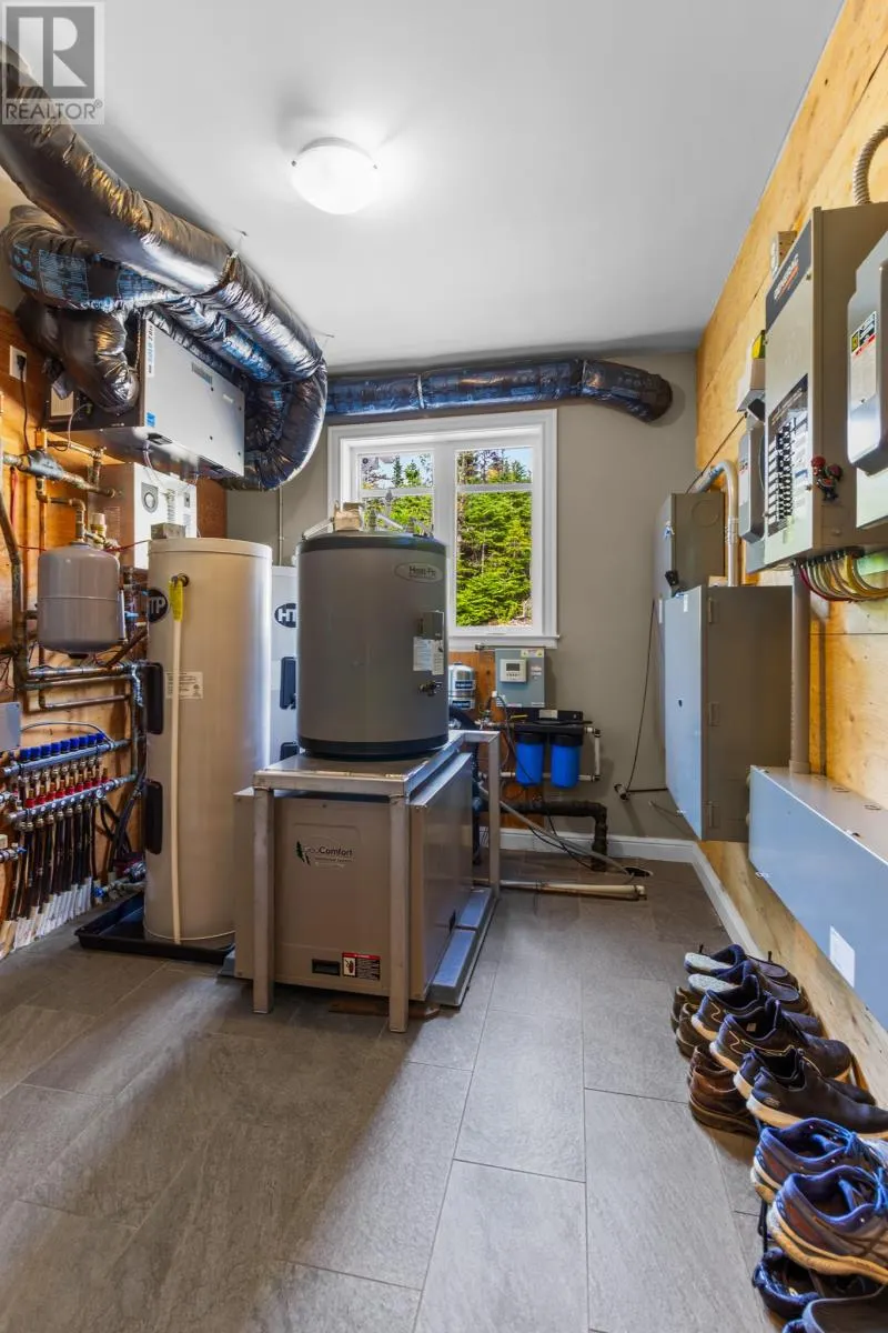 420 Maddox Cove Road