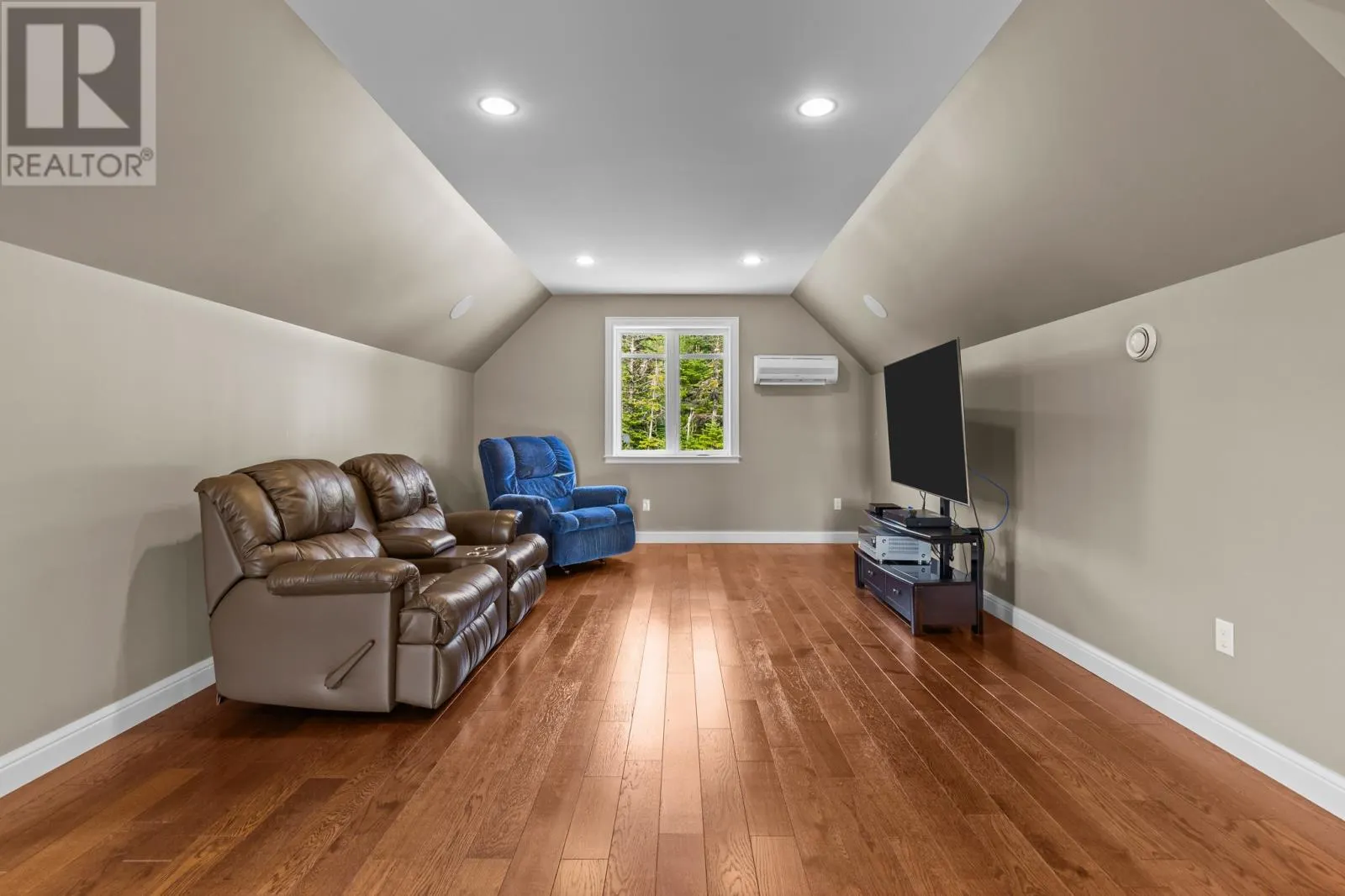 420 Maddox Cove Road