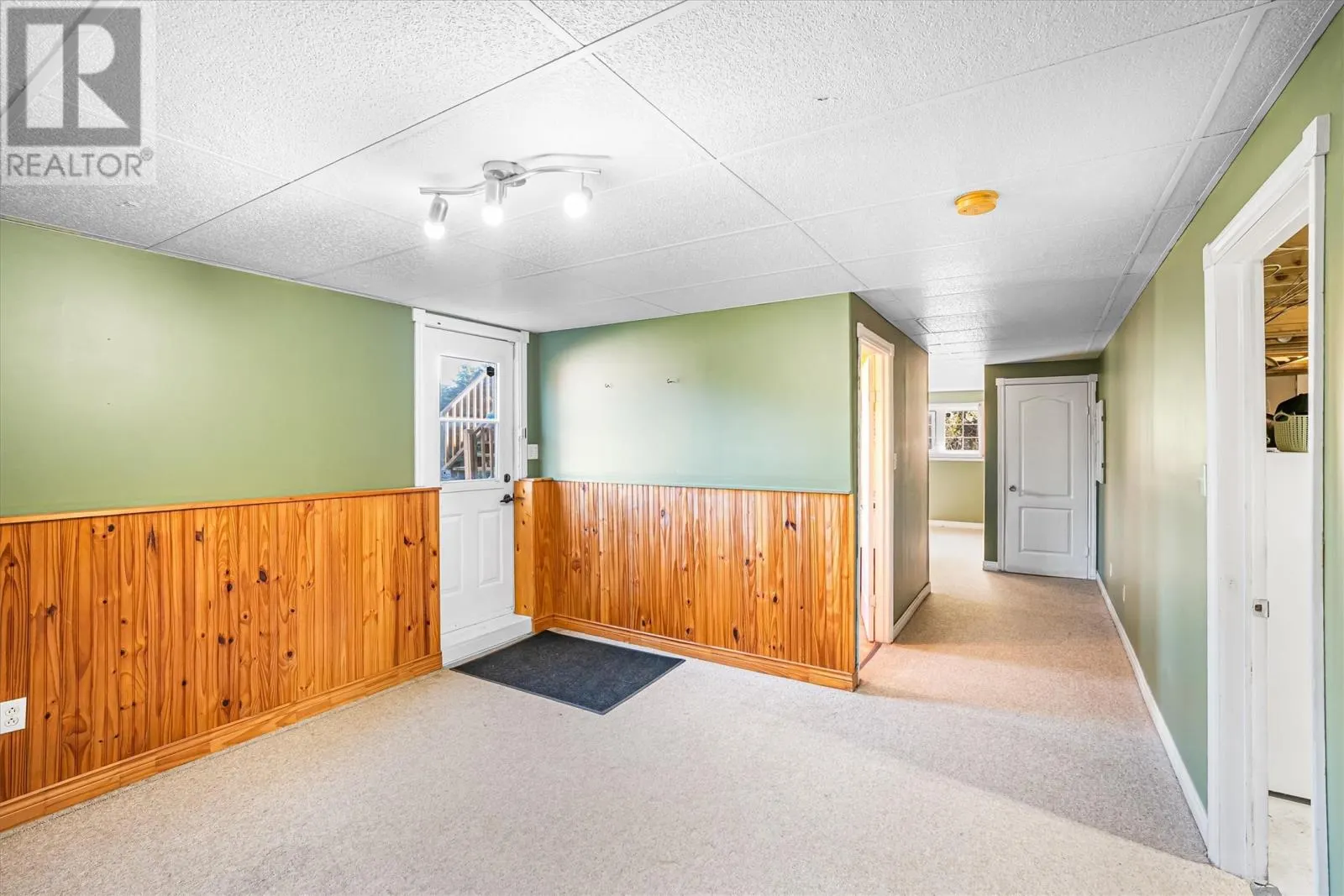 634 Pouch Cove Highway