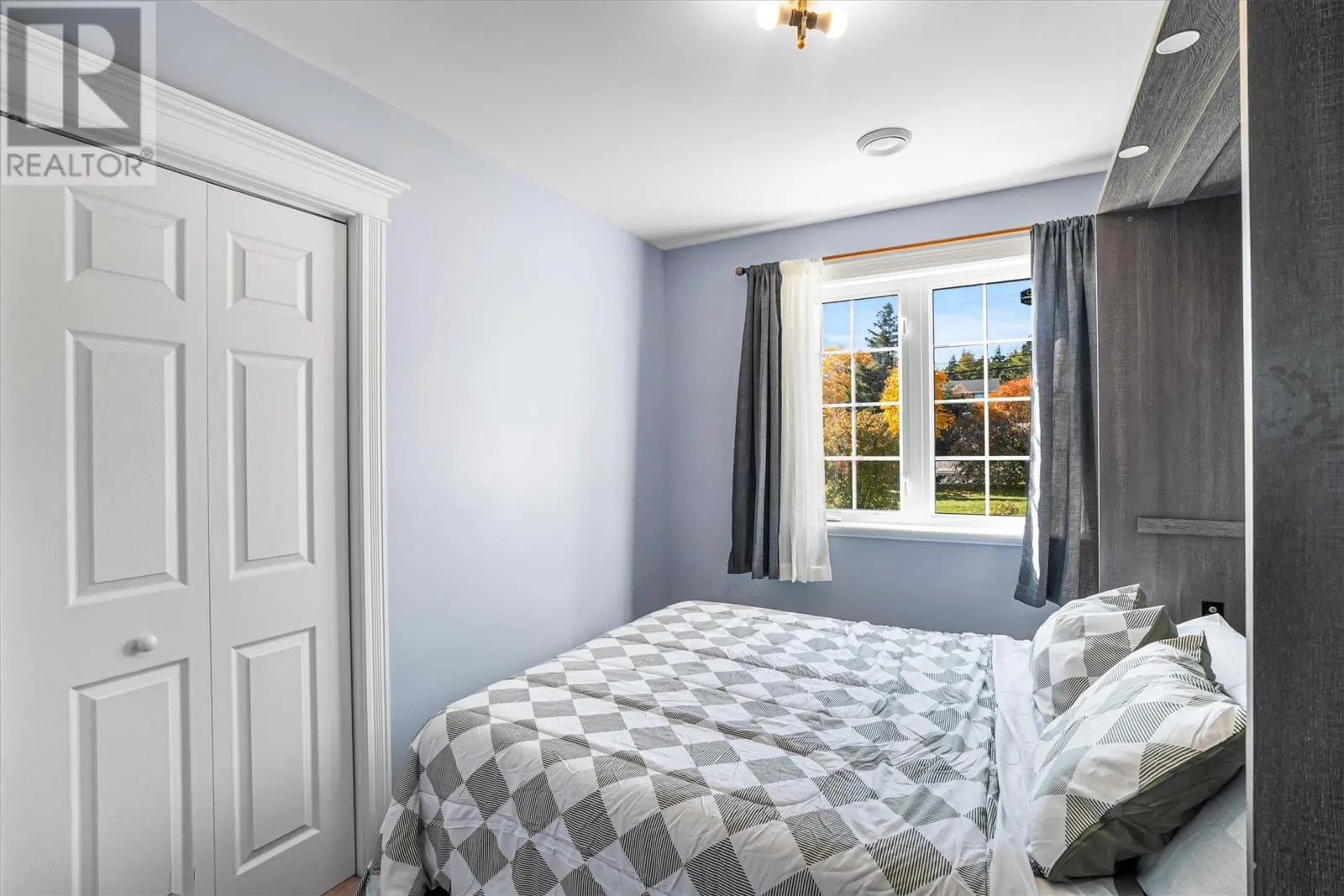 634 Pouch Cove Highway