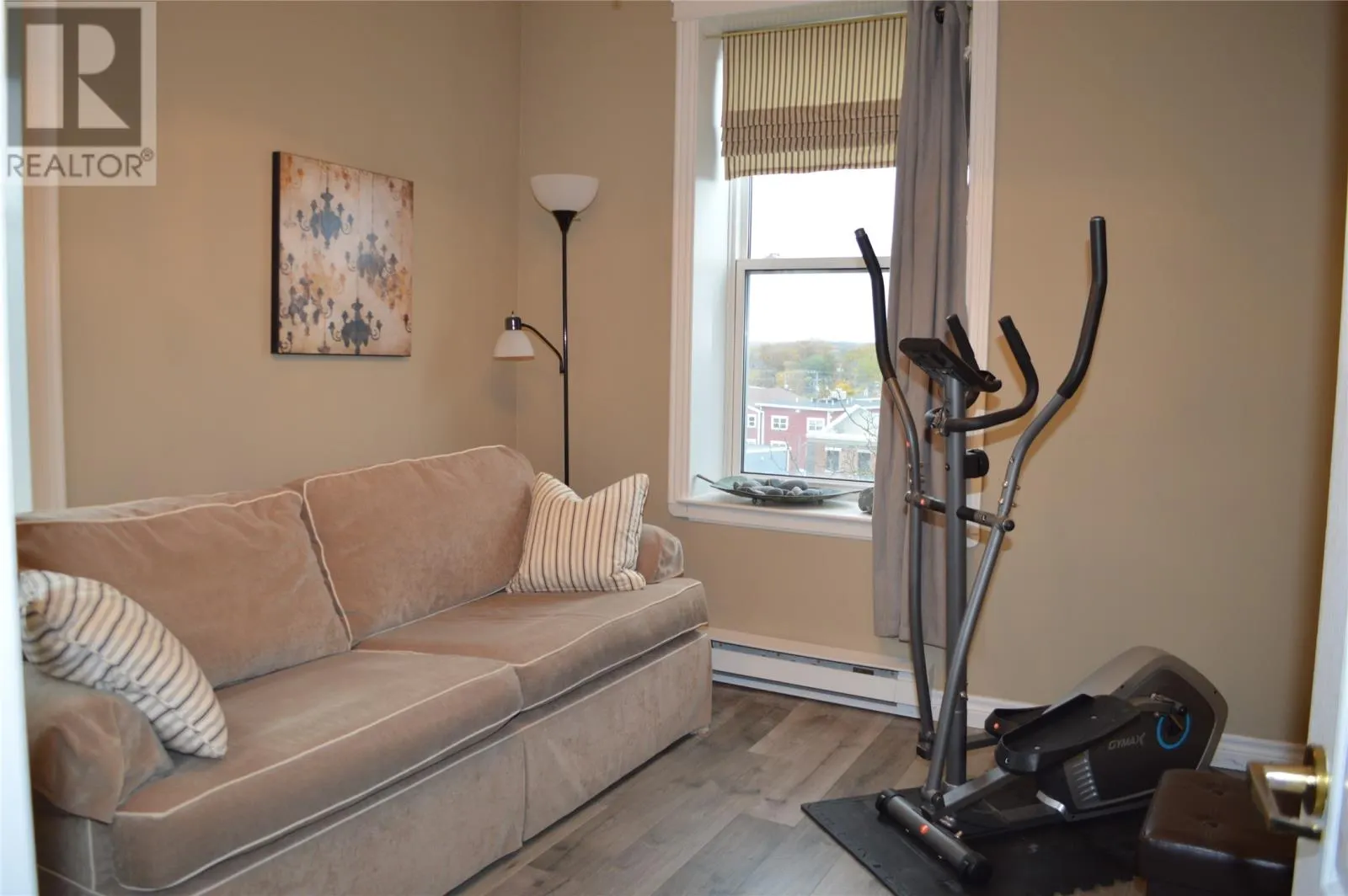 22 Flavin Street Unit#404, #404