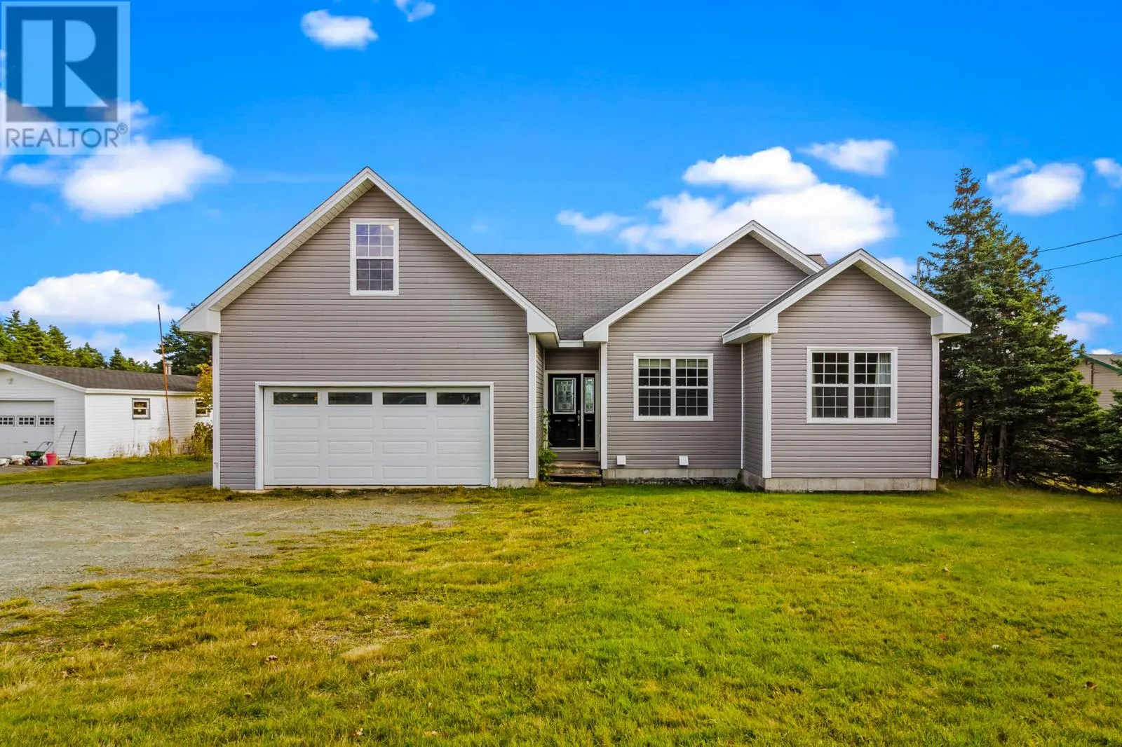 390 Pouch Cove Highway