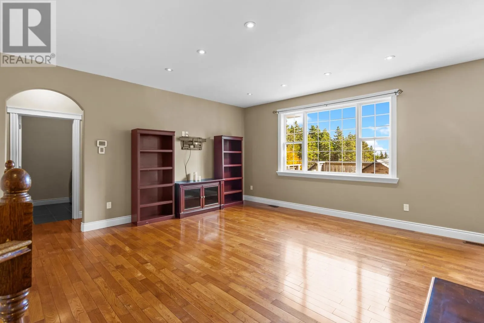 390 Pouch Cove Highway