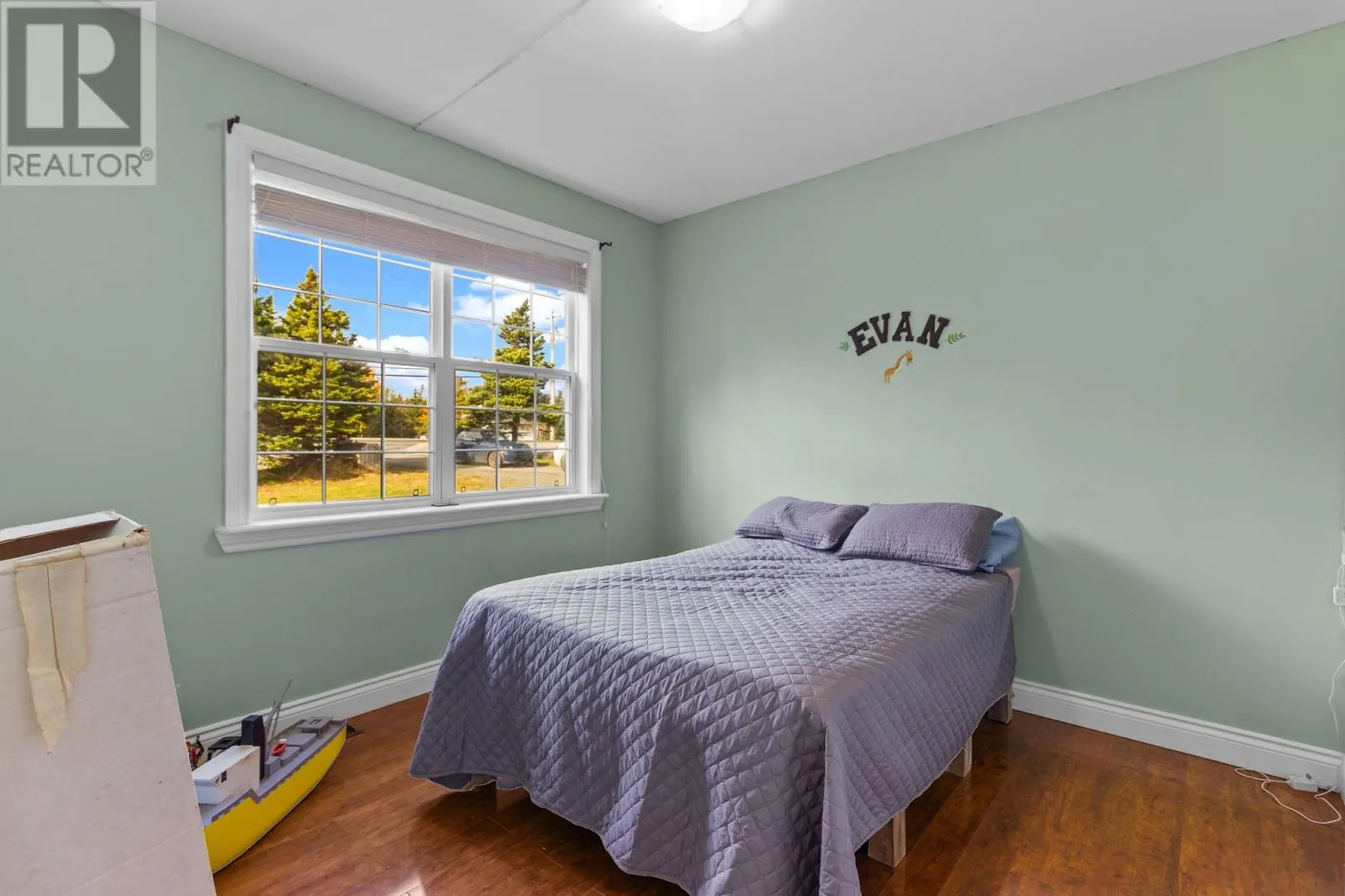 390 Pouch Cove Highway