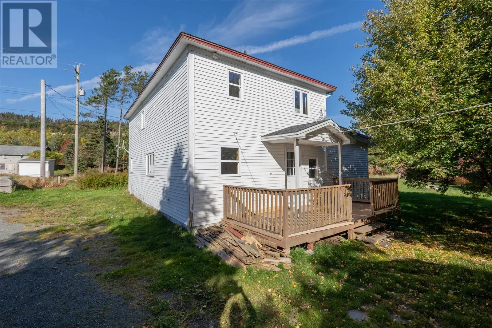 275 North River Road