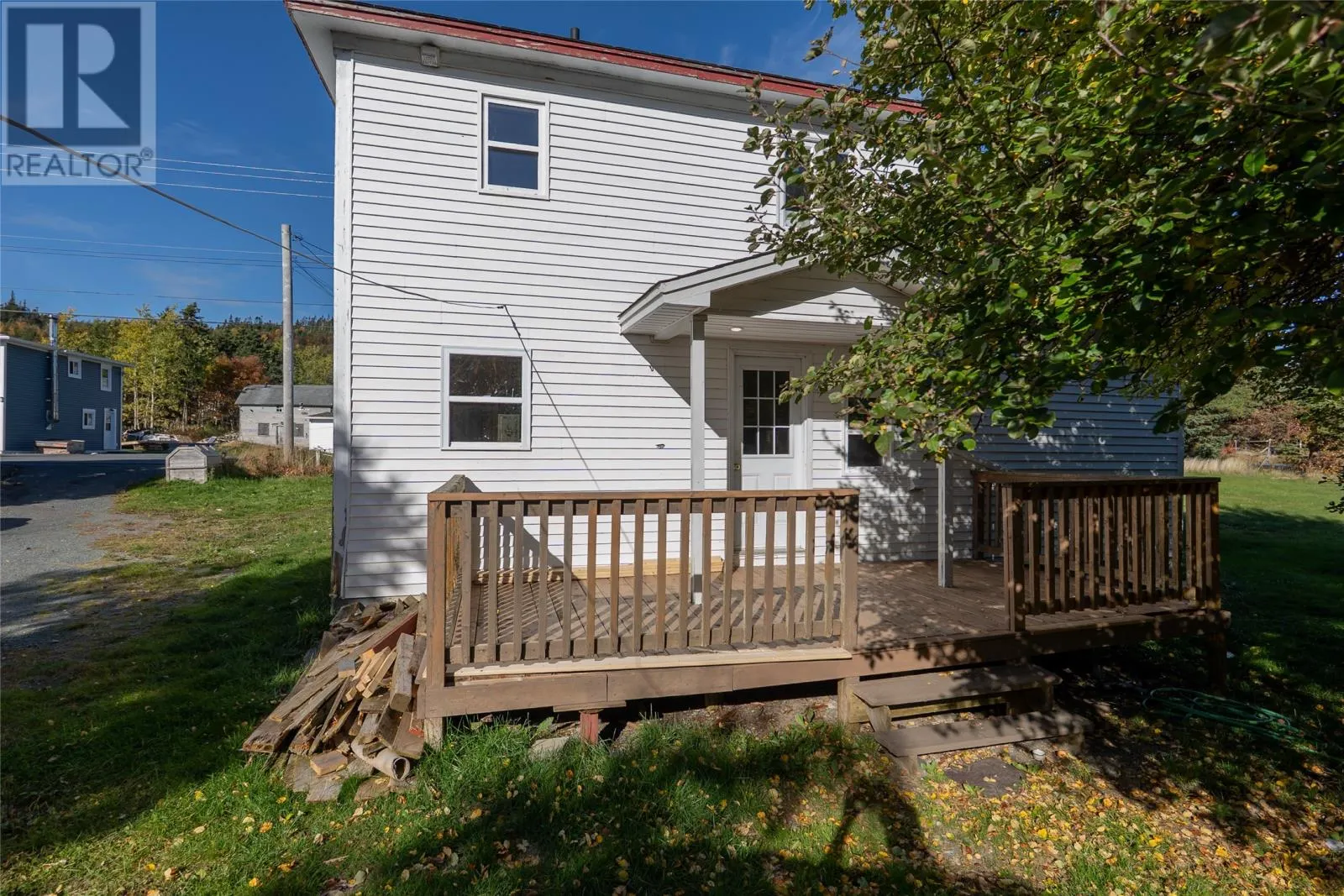 275 North River Road