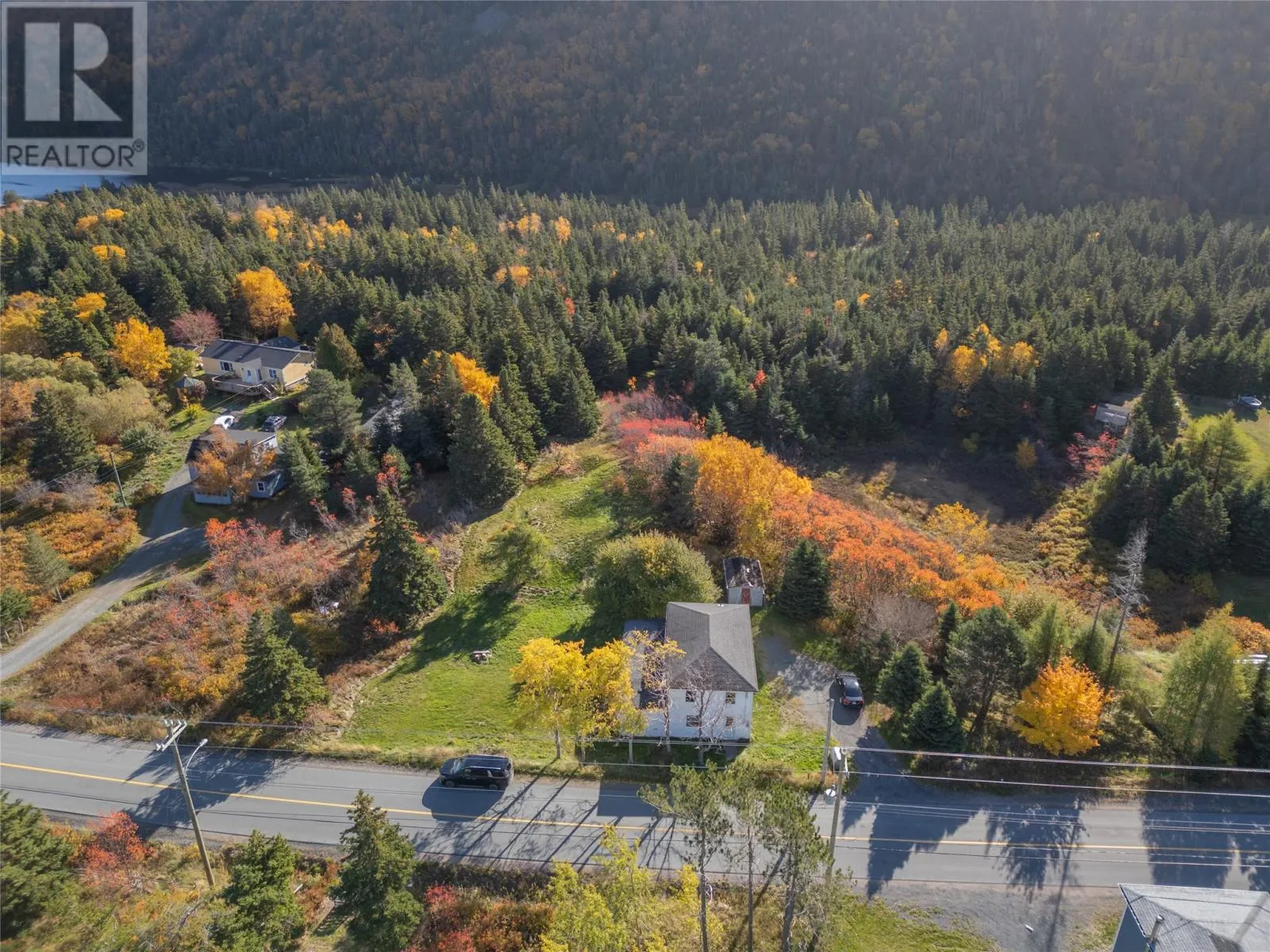 275 North River Road