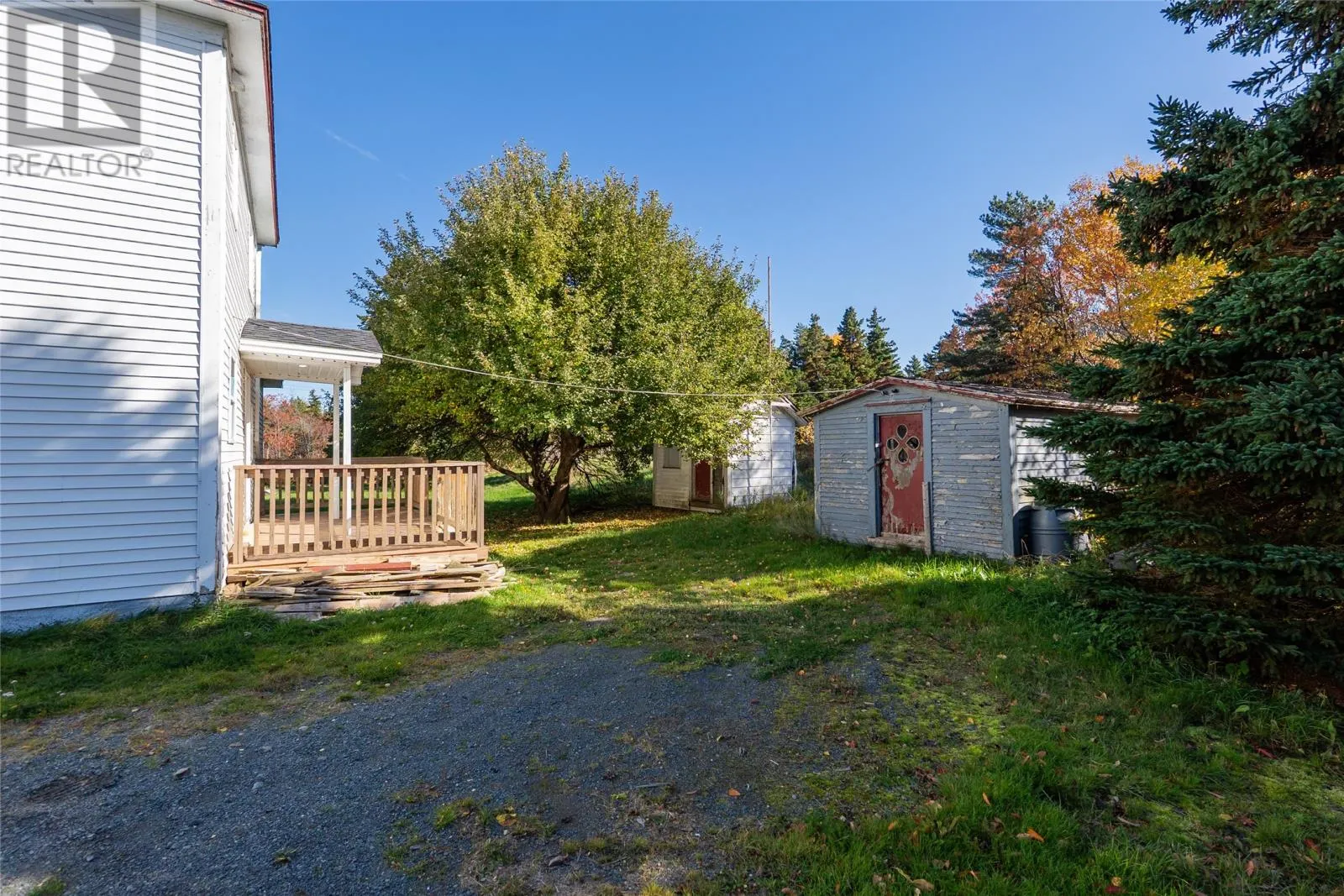 275 North River Road