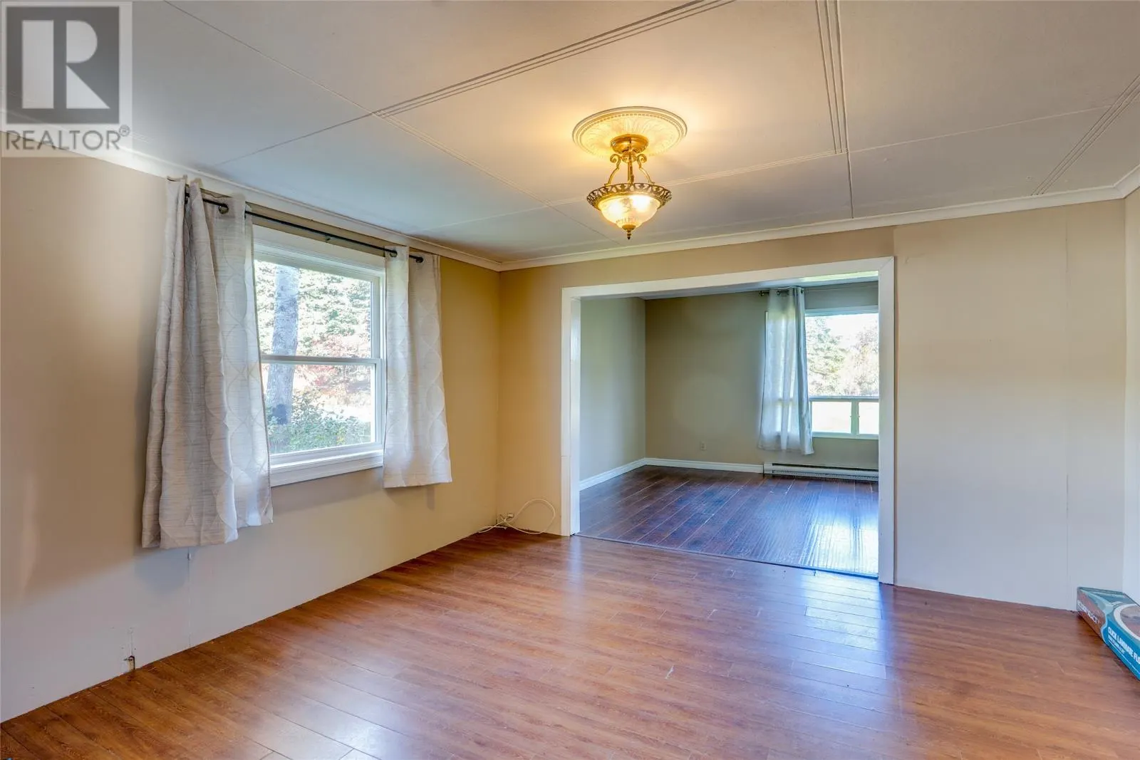 275 North River Road