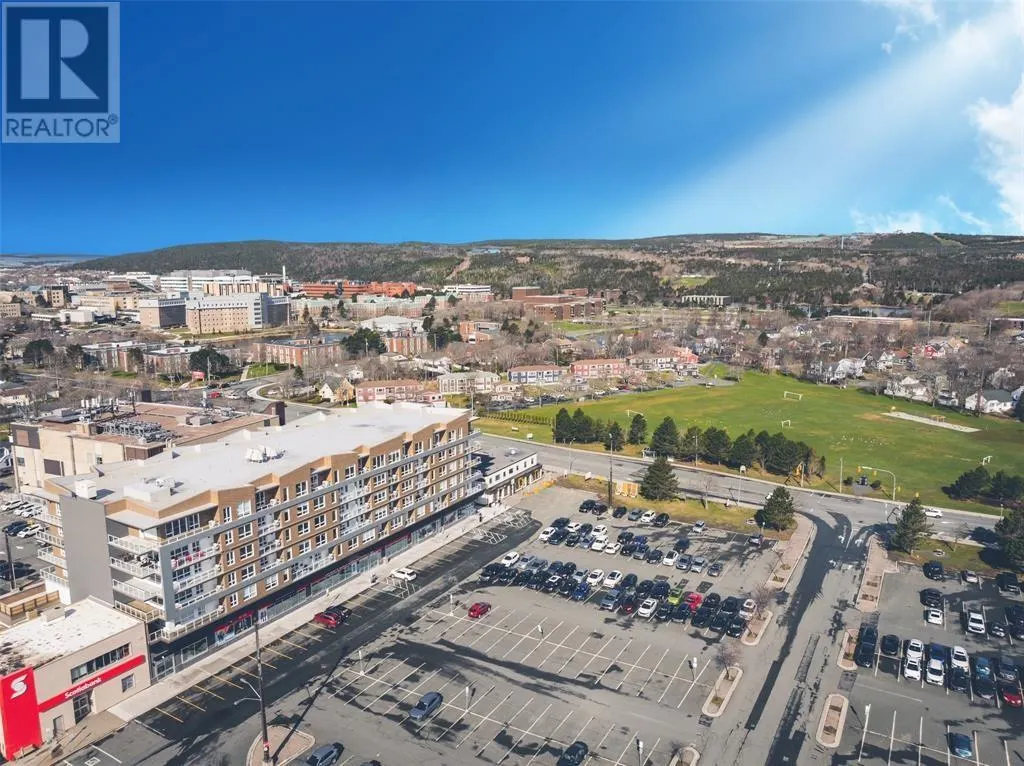 39 Rowan Street Unit#606, #606