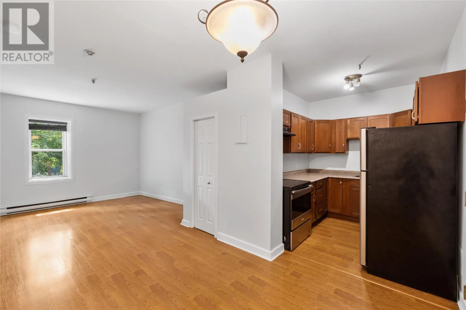 39 Queen's Road Unit#2, #2