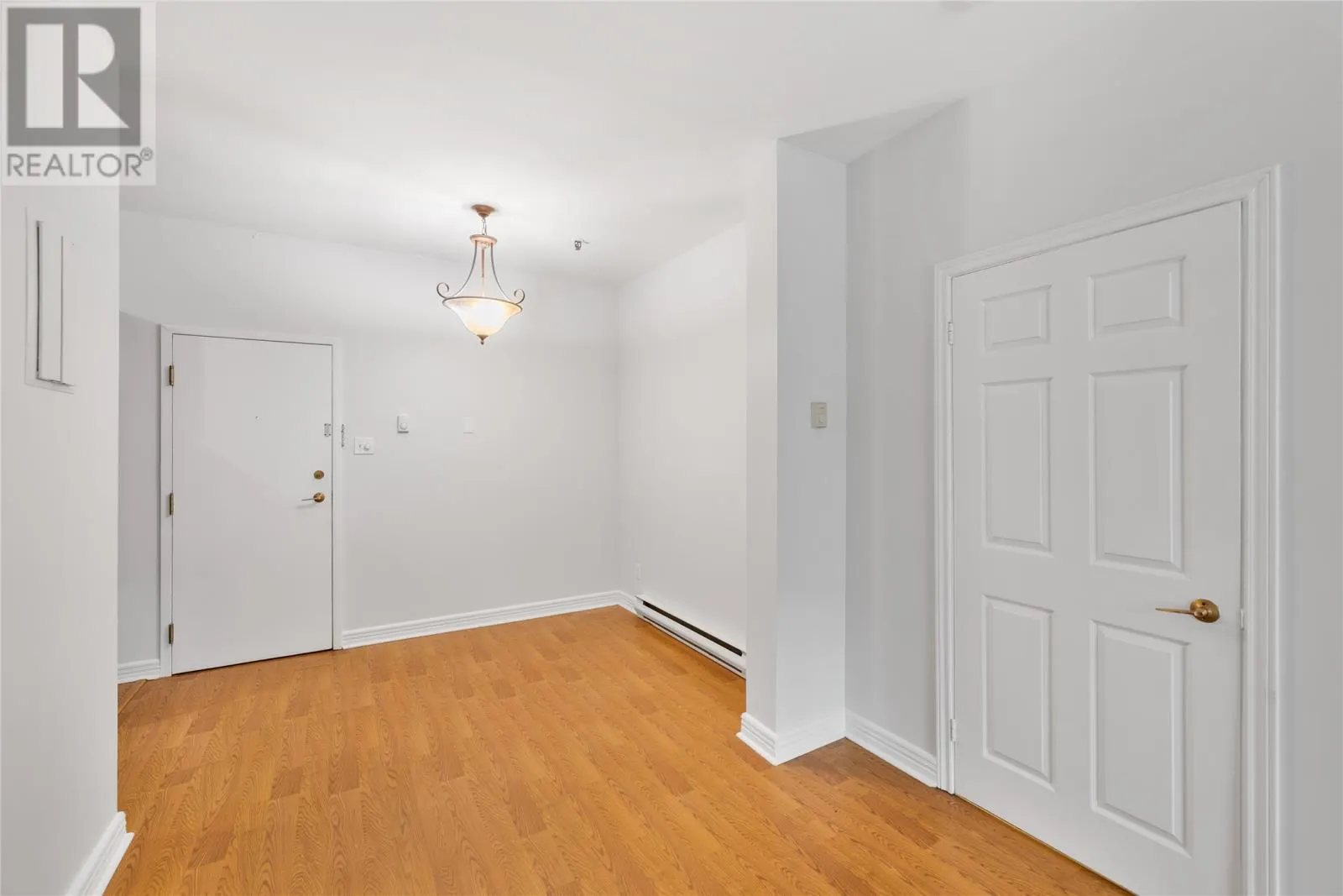 39 Queen's Road Unit#2, #2