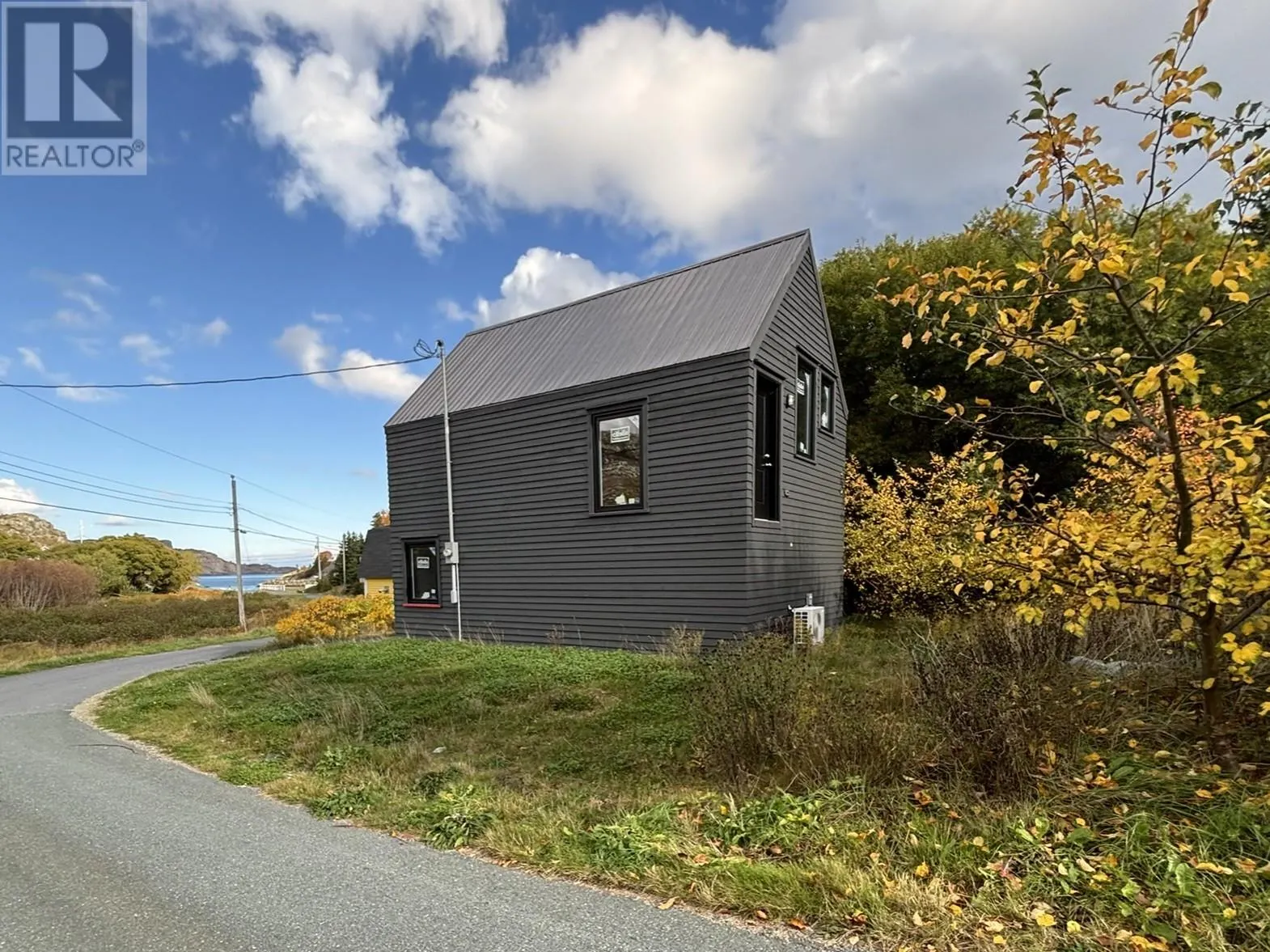 15-19 John Noels Hill