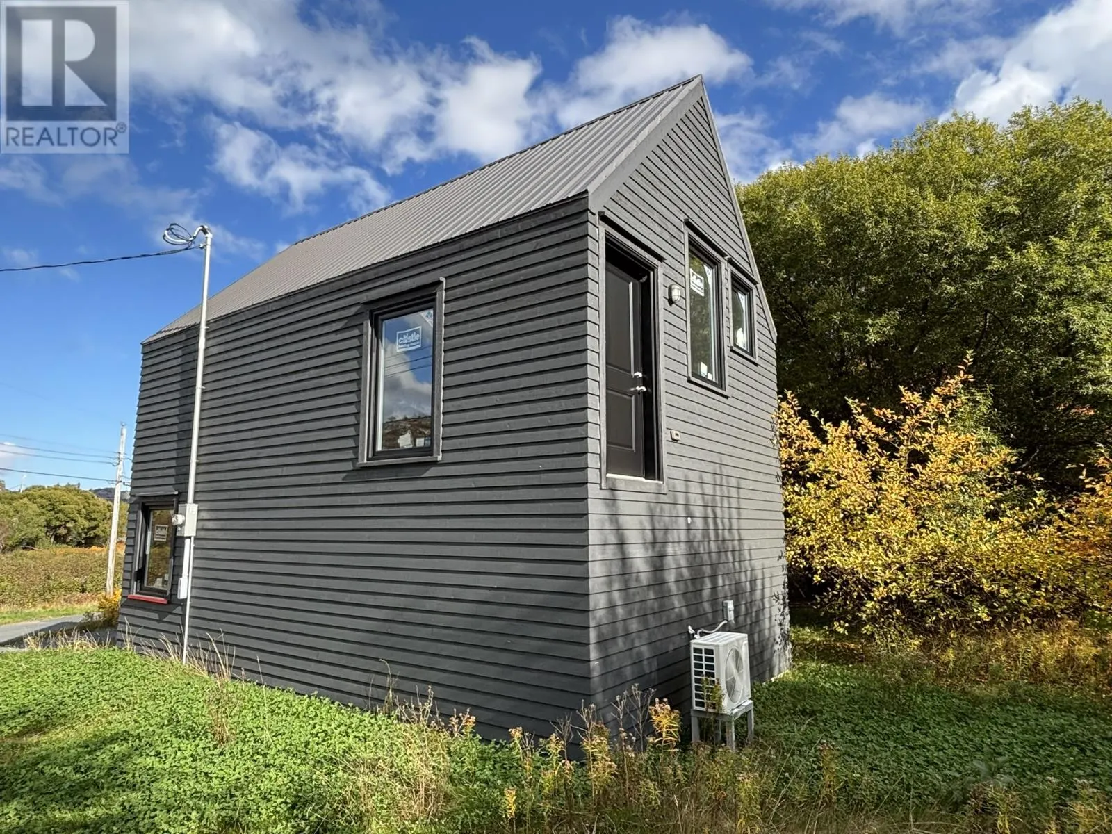 15-19 John Noels Hill