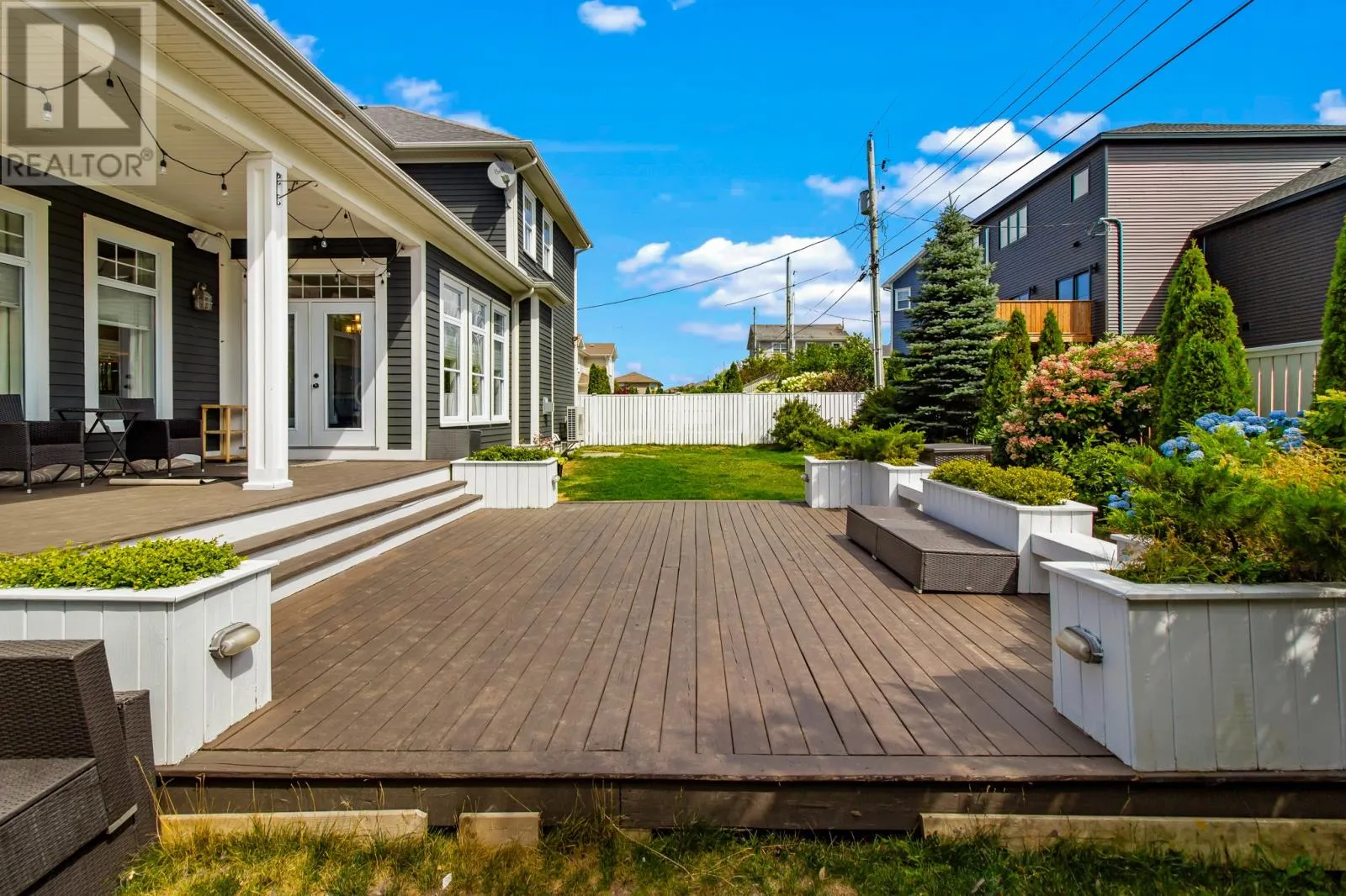 27 Stonebridge Place