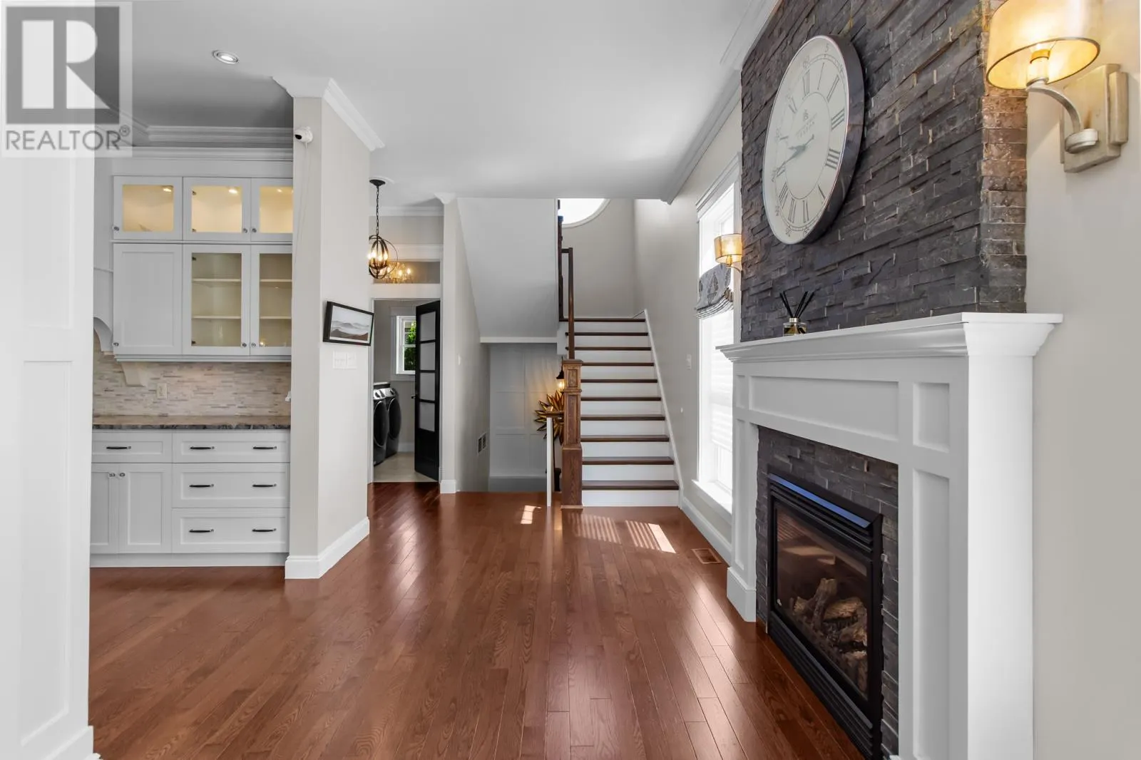 27 Stonebridge Place