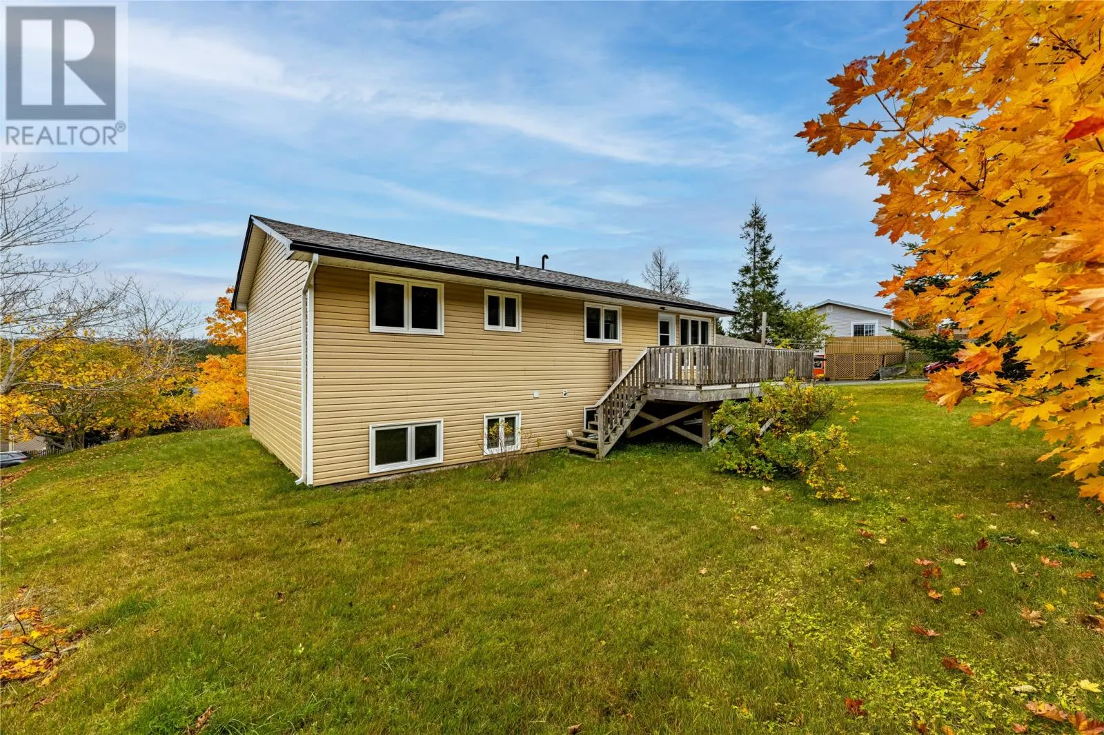 44 Valleyview Crescent