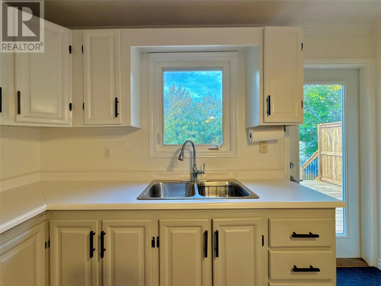 40 Rutledge Crescent